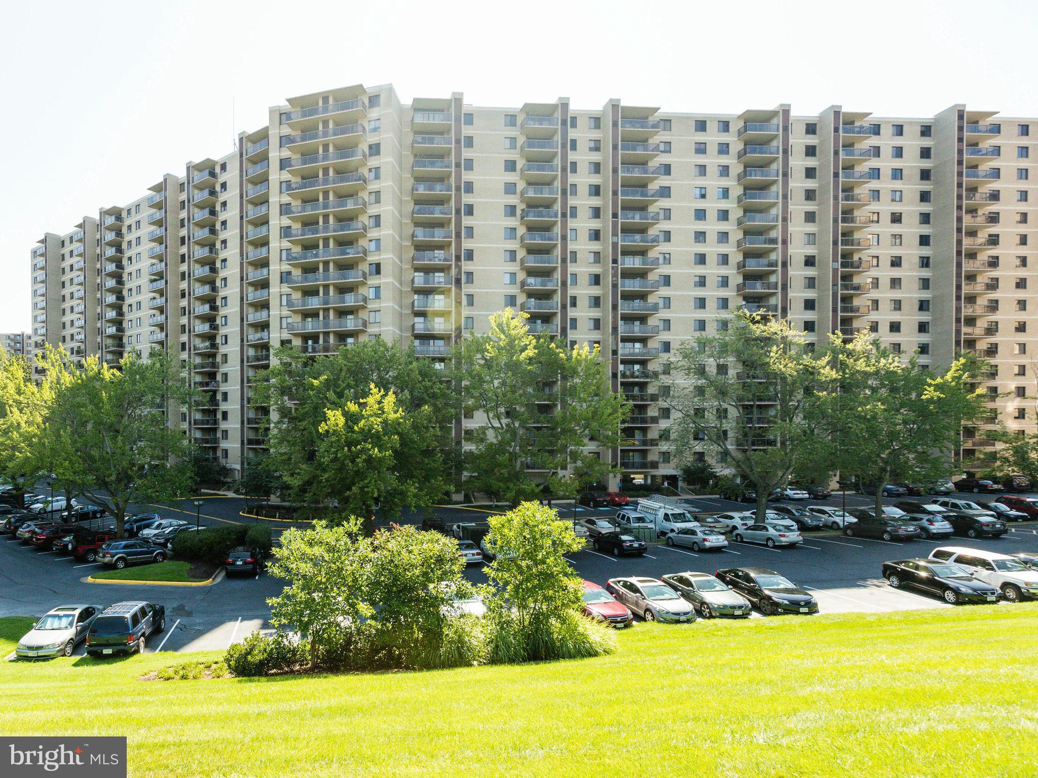 WATERGATE AT LANDMARK - Residential