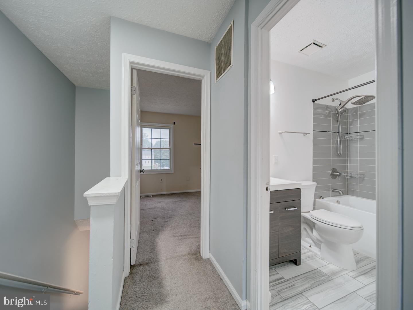 HILLCREST TOWNE - Residential