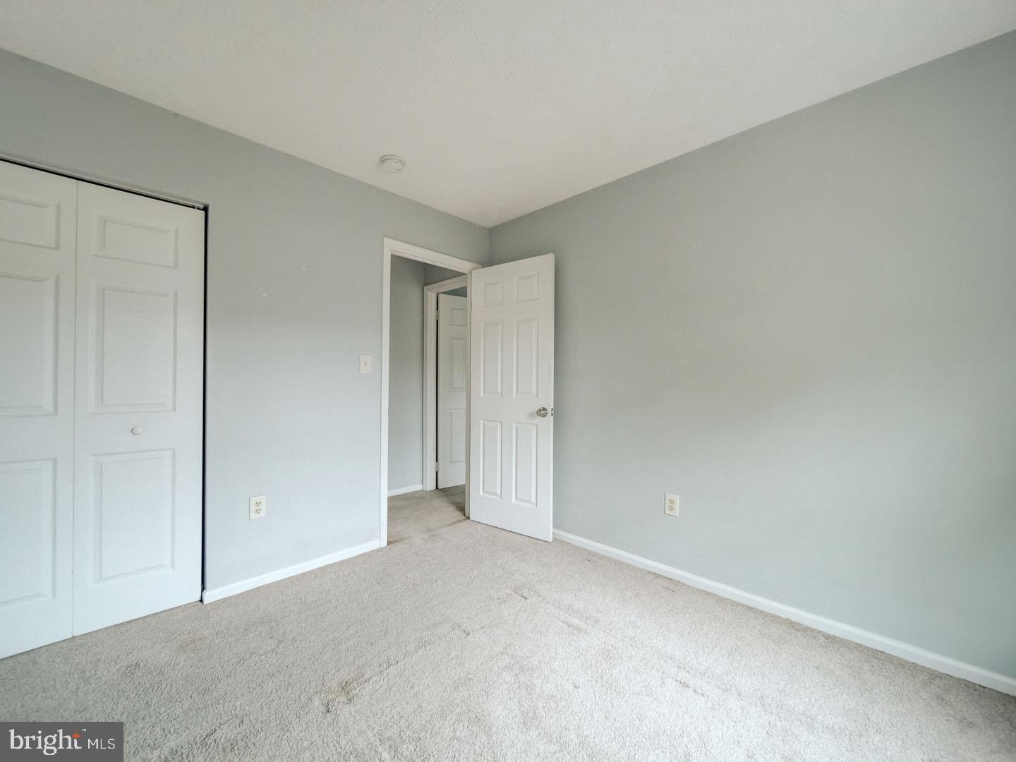 HILLCREST TOWNE - Residential
