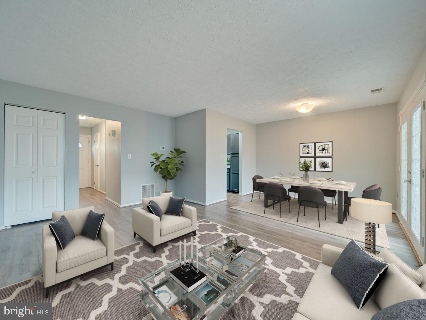 HILLCREST TOWNE - Residential