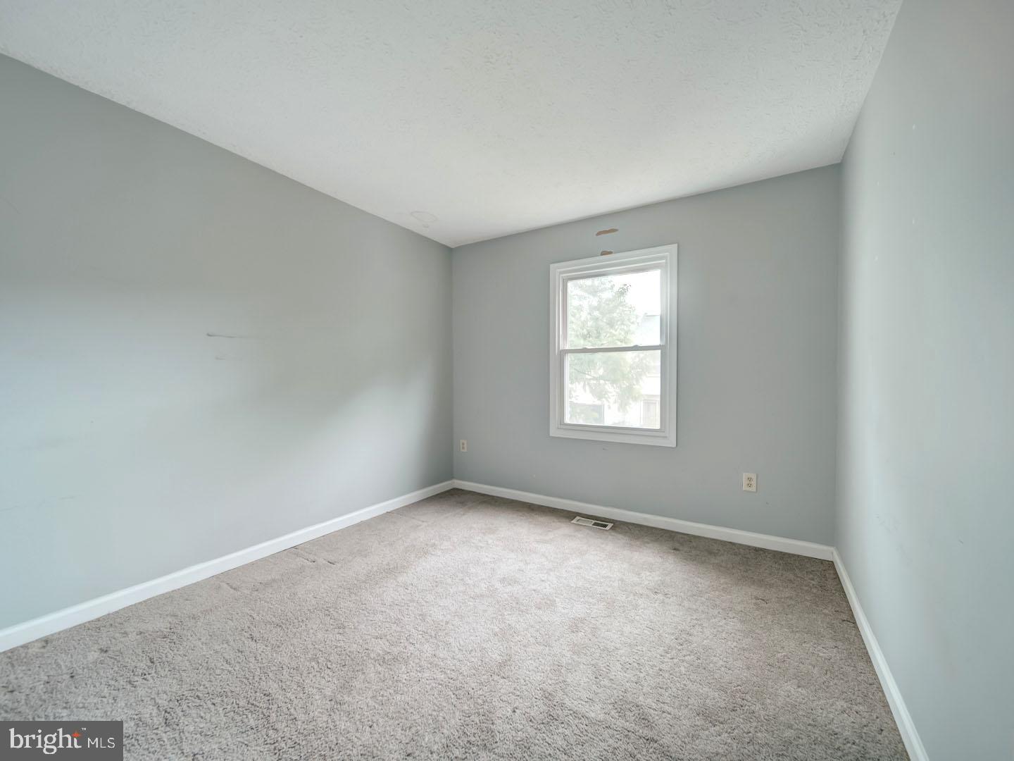 HILLCREST TOWNE - Residential