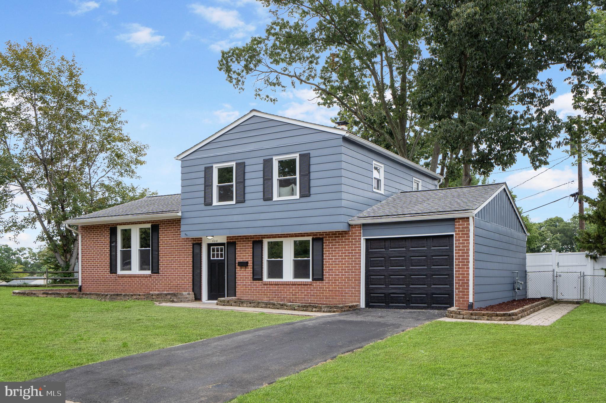 EDGE MEAD - Residential