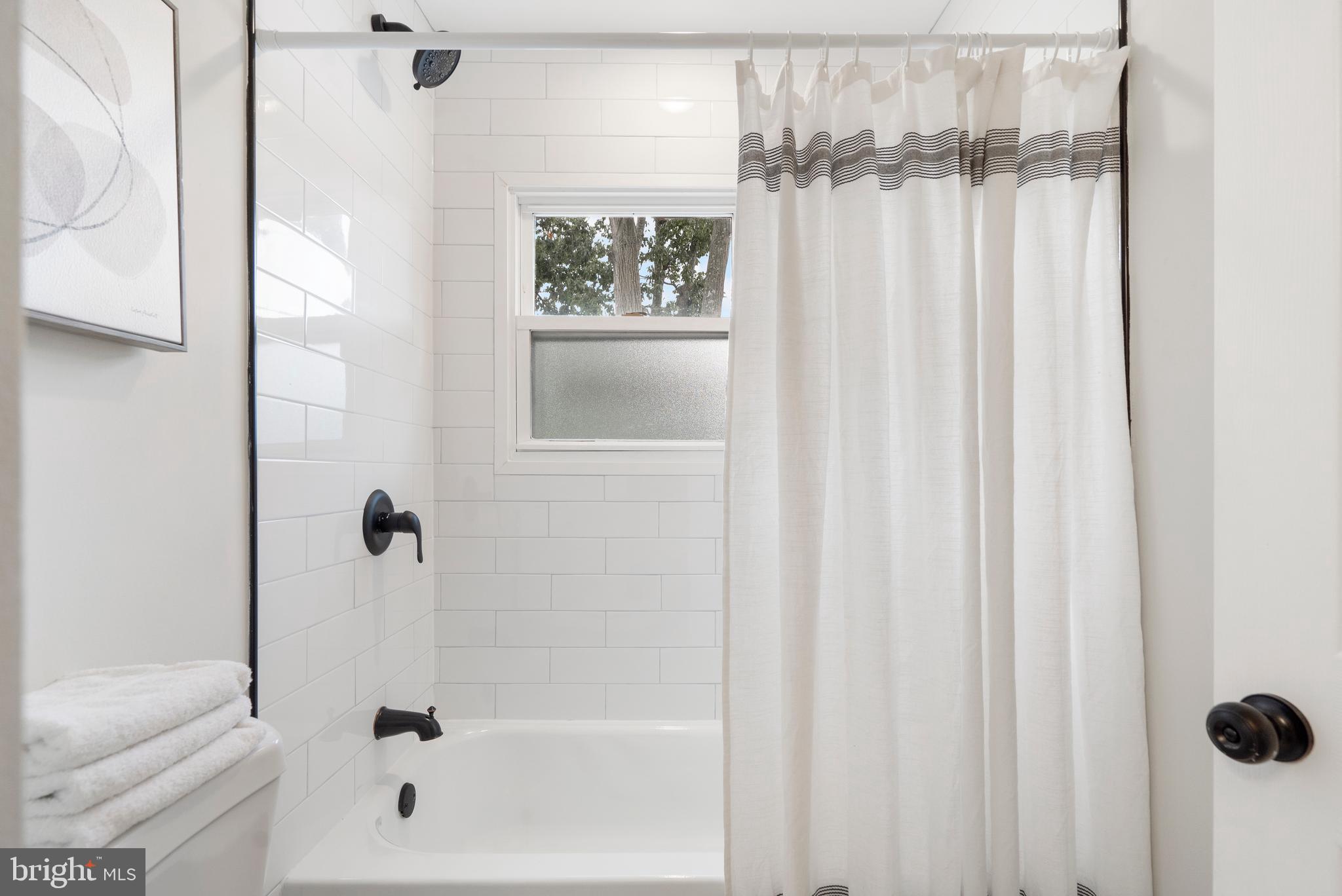 EDGE MEAD - Residential