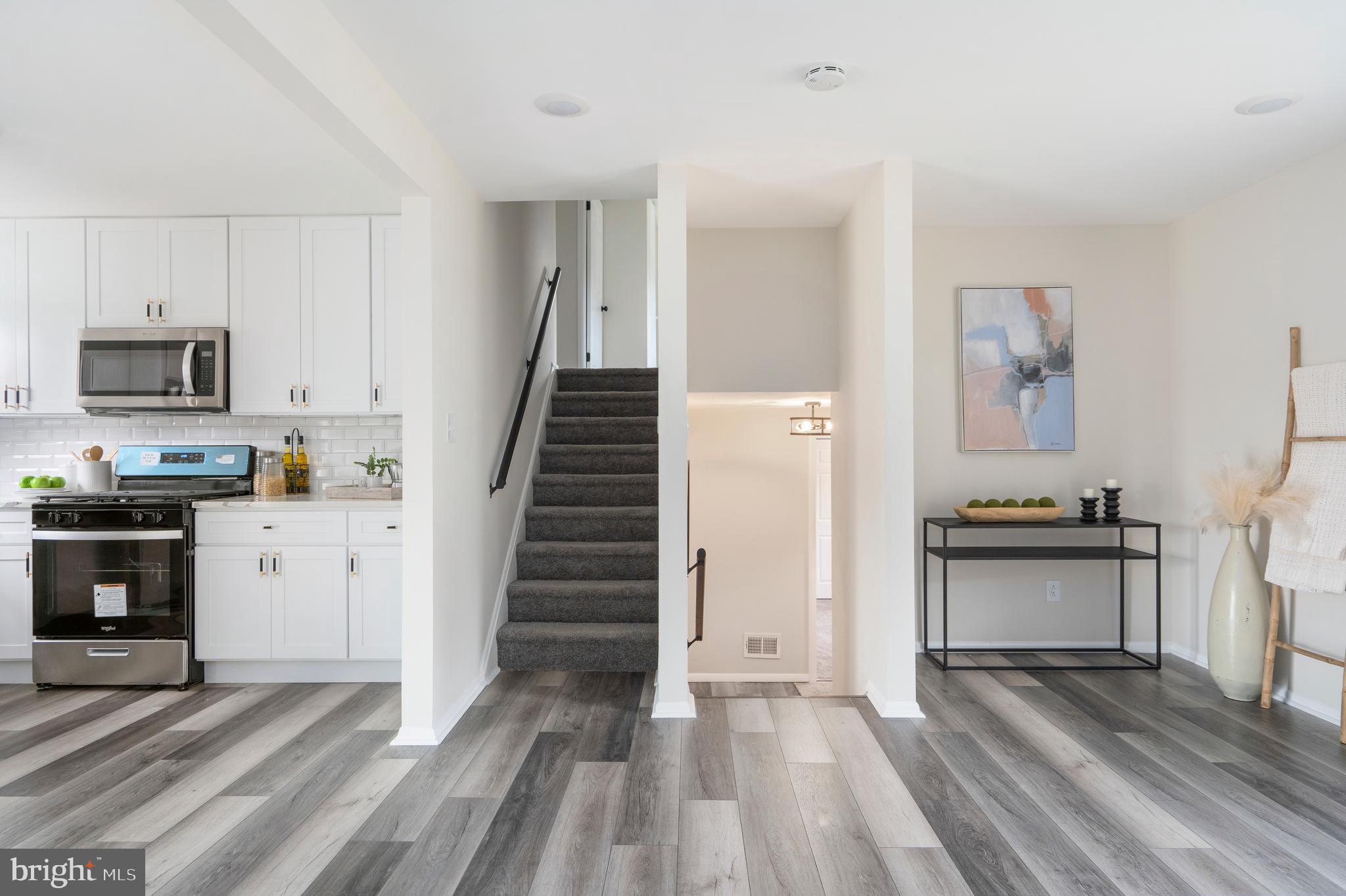 EDGE MEAD - Residential