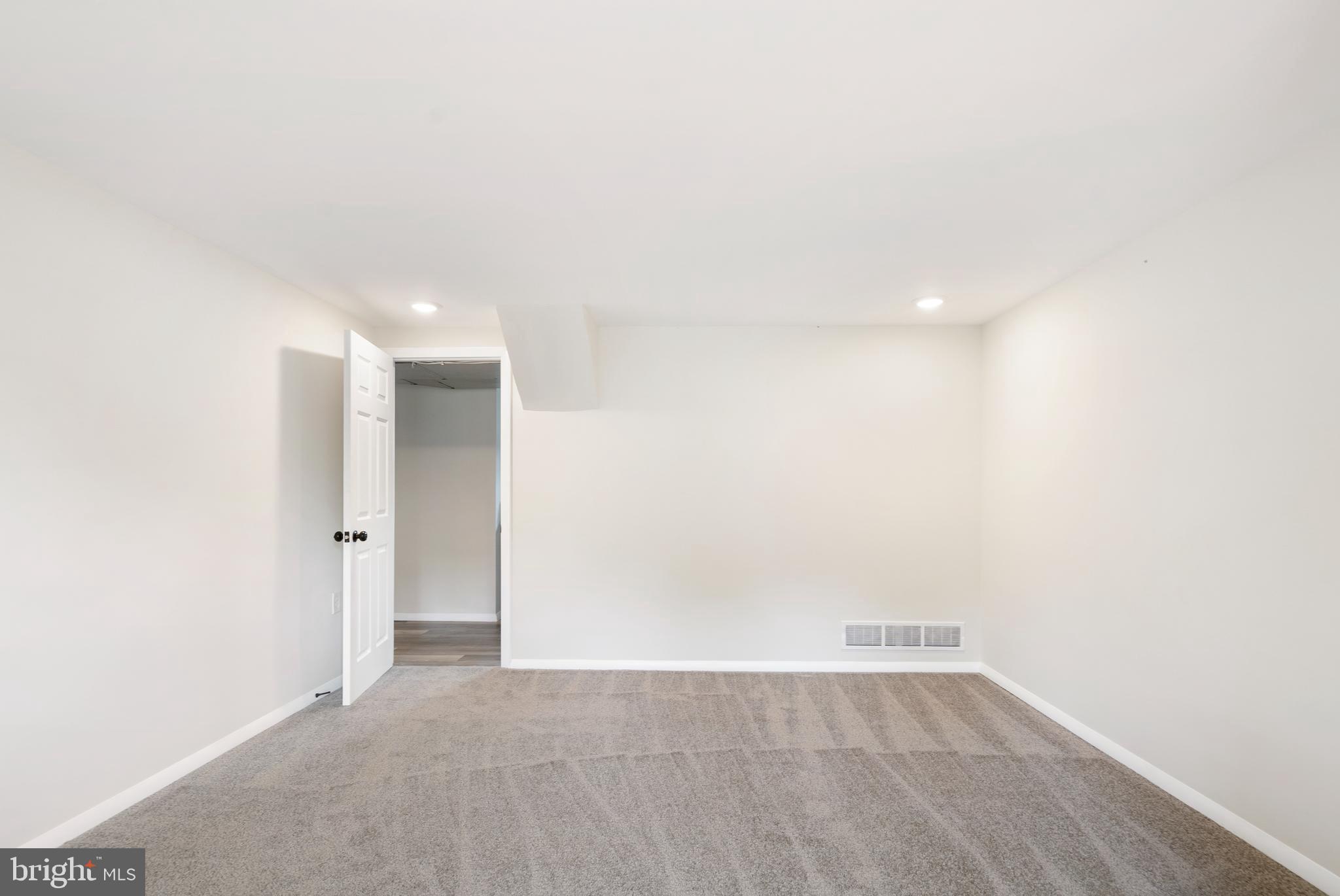 EDGE MEAD - Residential