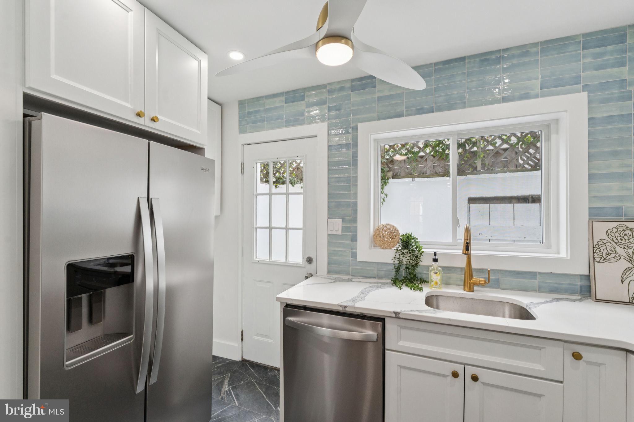 BELLA VISTA - Residential