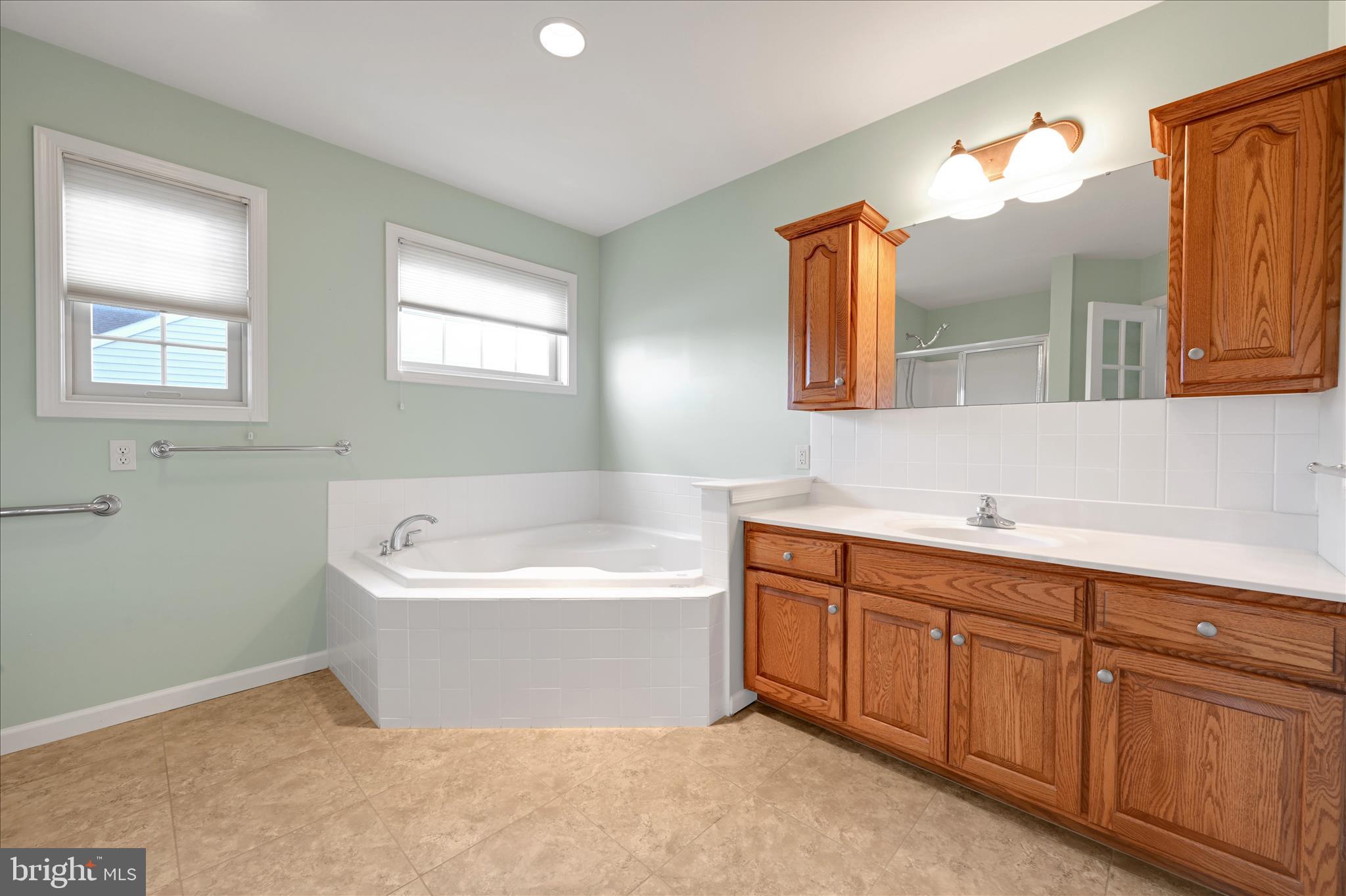 BROOKSHIRE - Residential