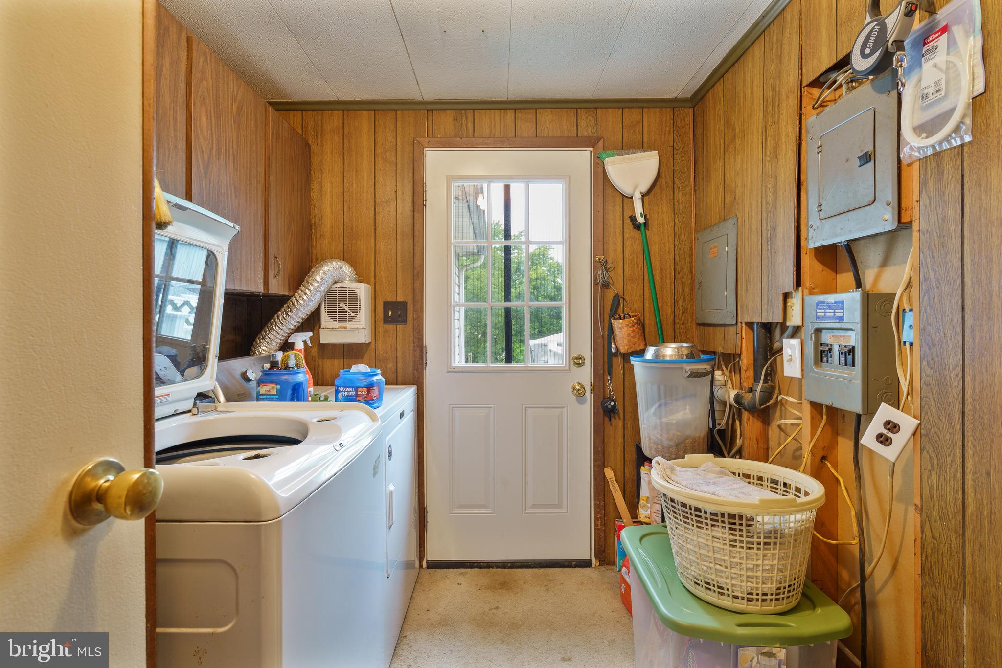 HENSELL HEIGHTS - Residential