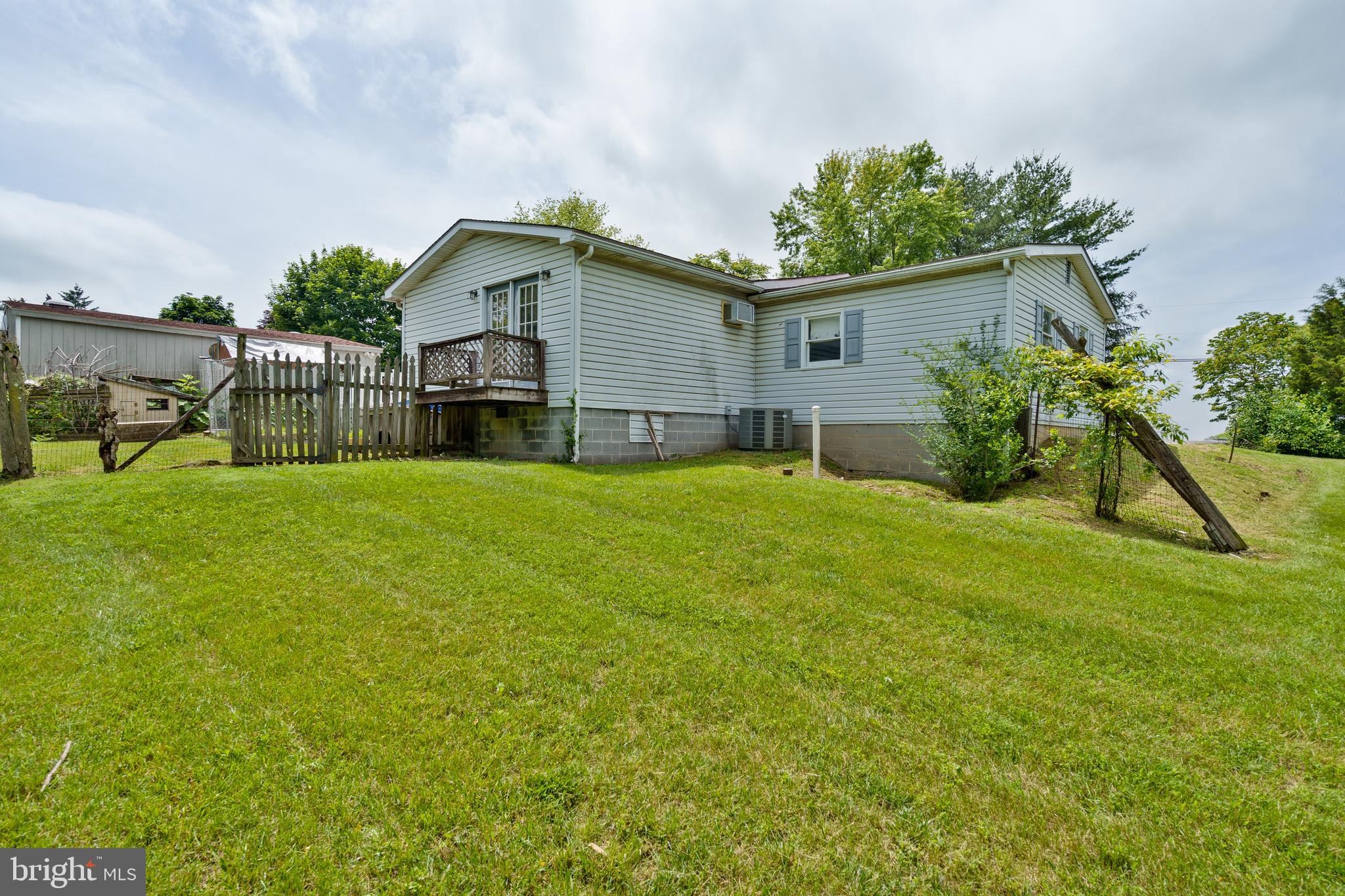 HENSELL HEIGHTS - Residential