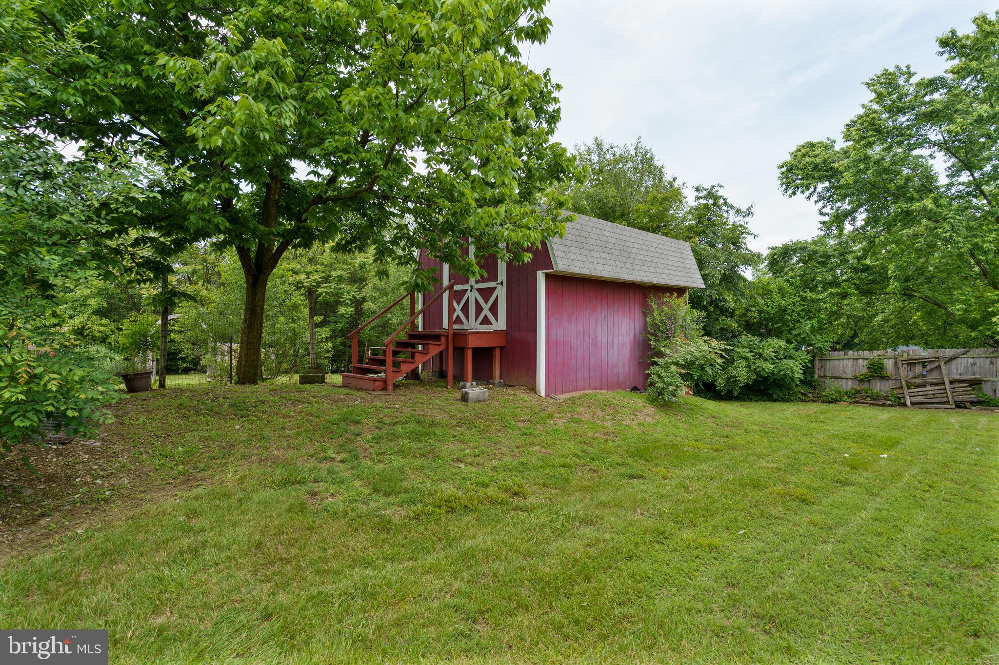 HENSELL HEIGHTS - Residential