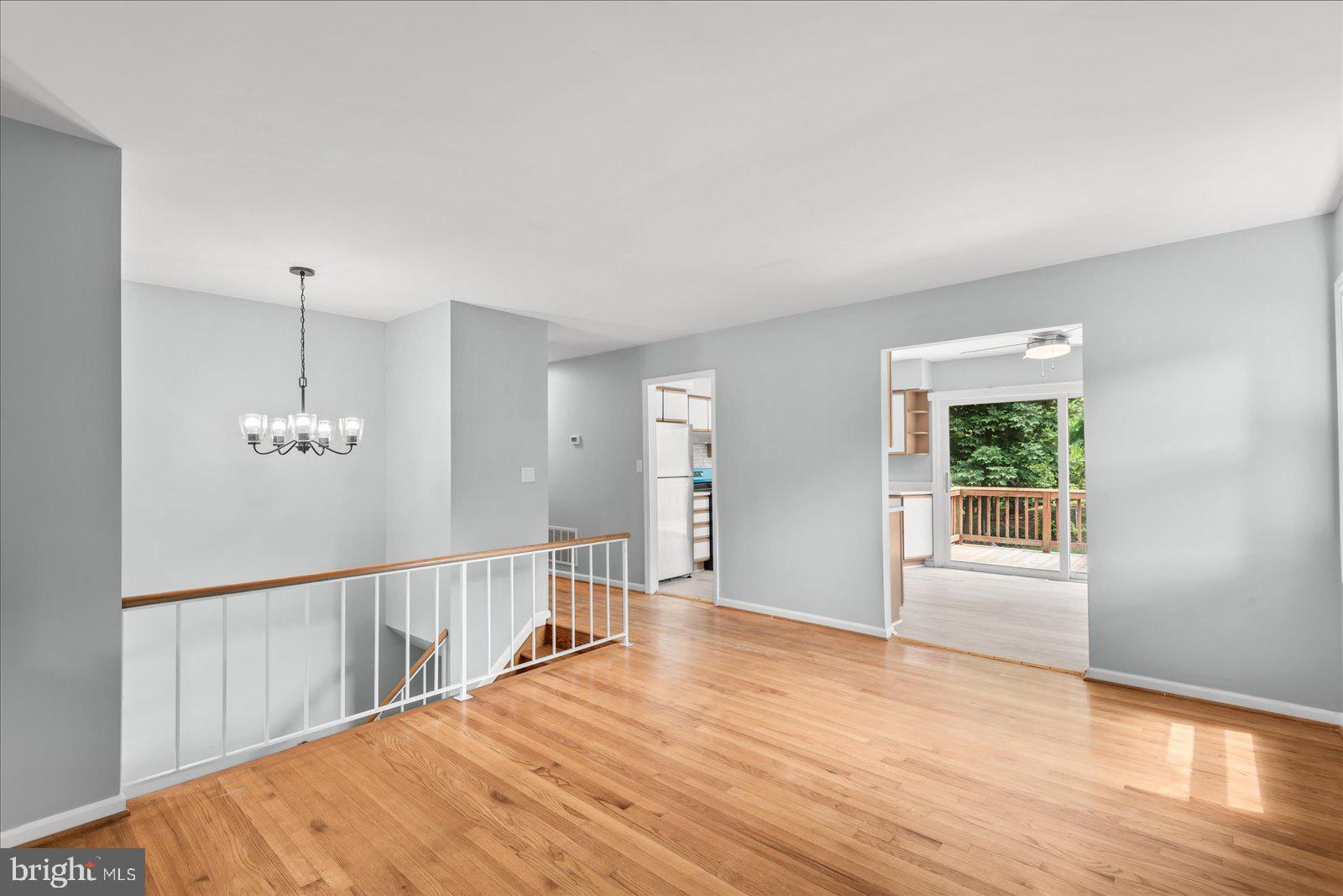 CRESTVIEW - Residential