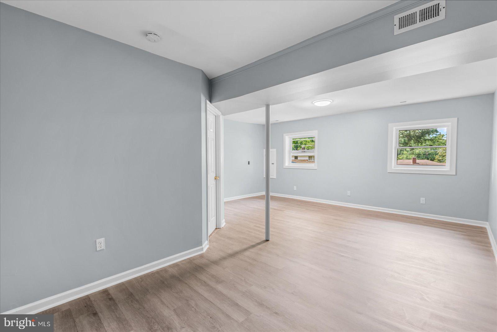 CRESTVIEW - Residential