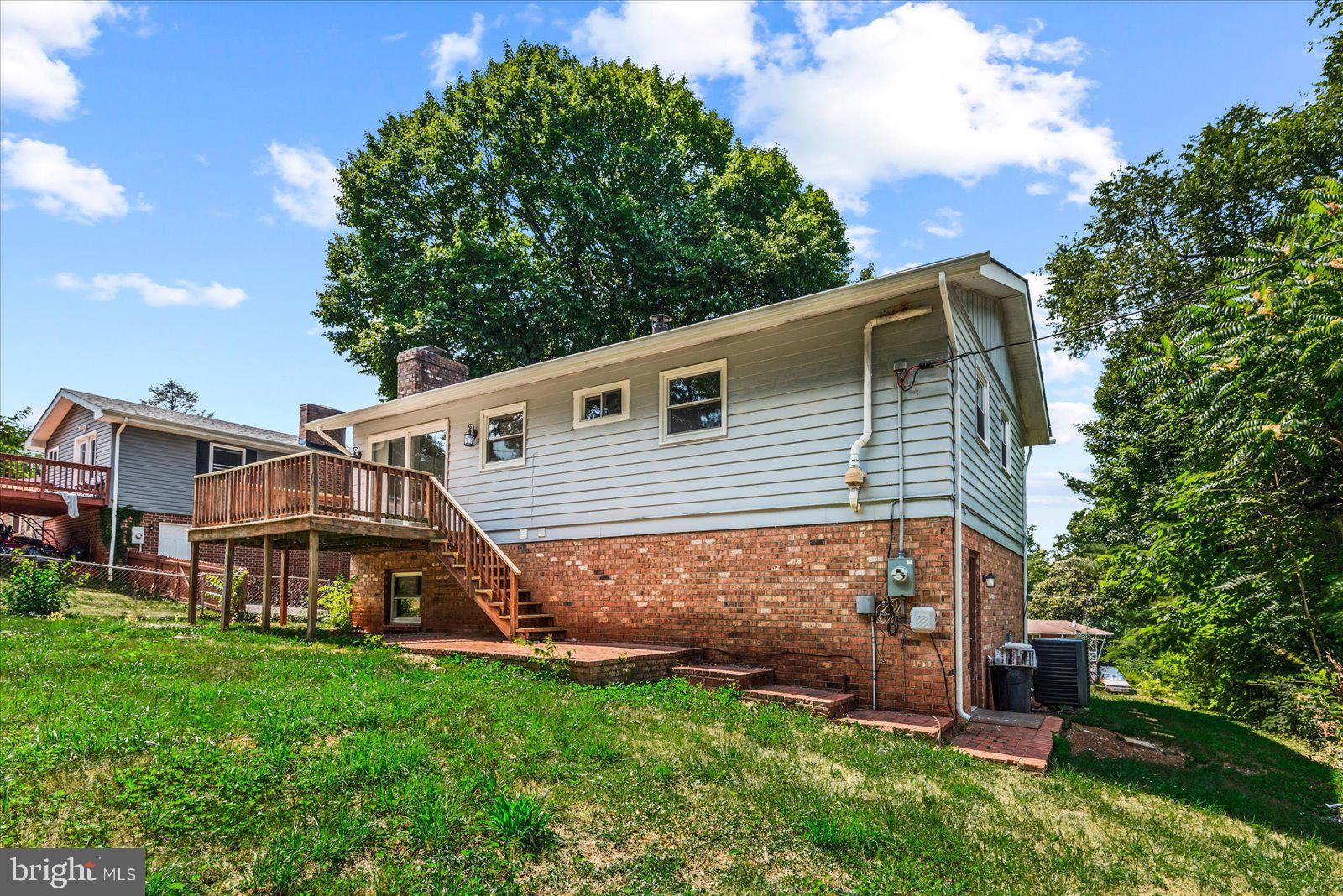 CRESTVIEW - Residential