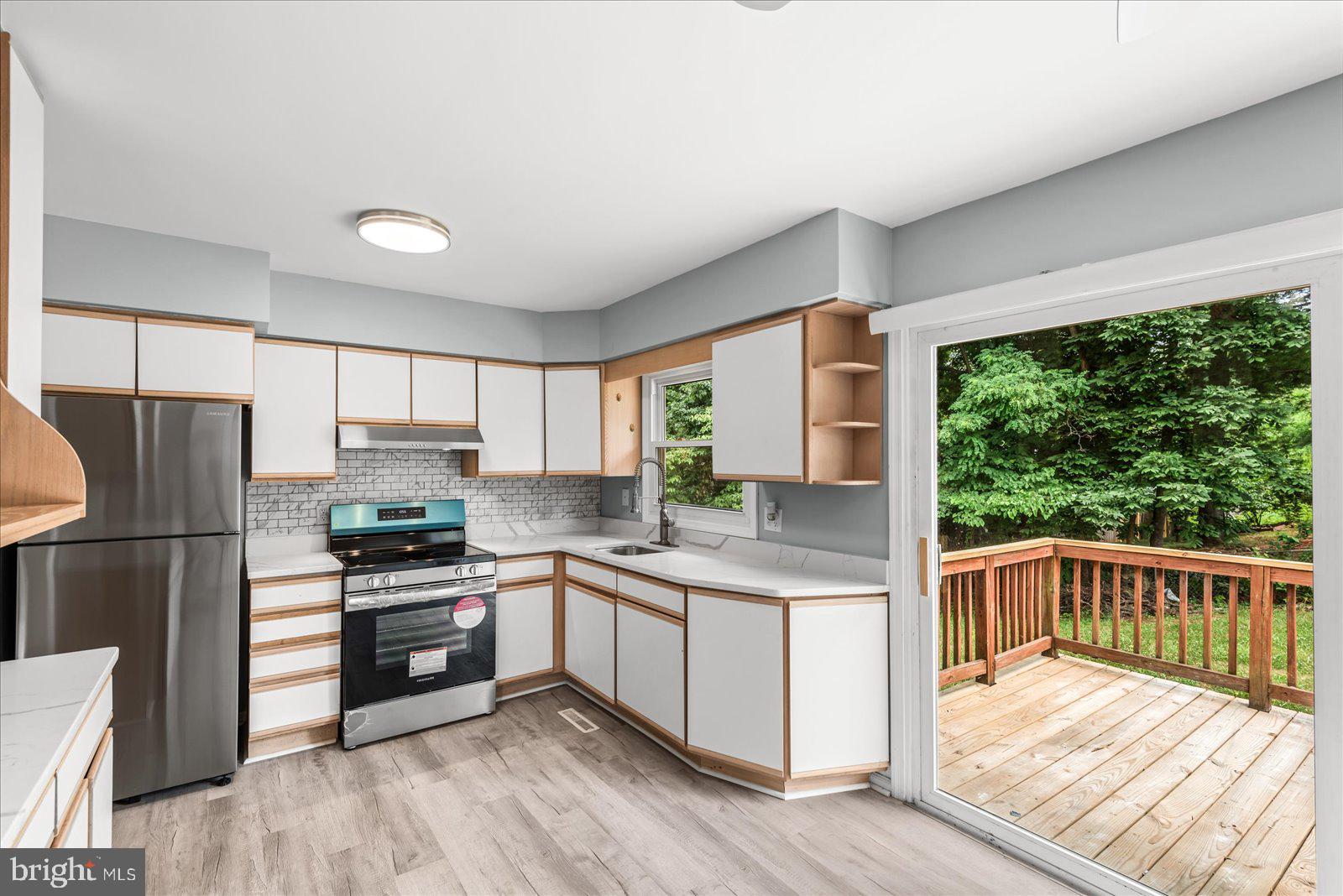 CRESTVIEW - Residential