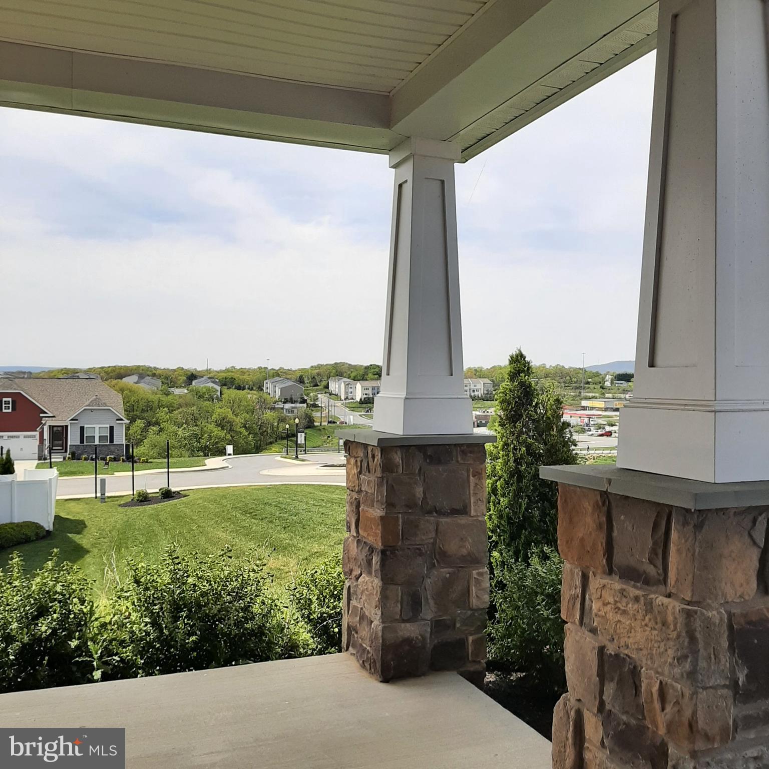 OVERLOOK AT RIVERSIDE TOWNHOMES - Residential