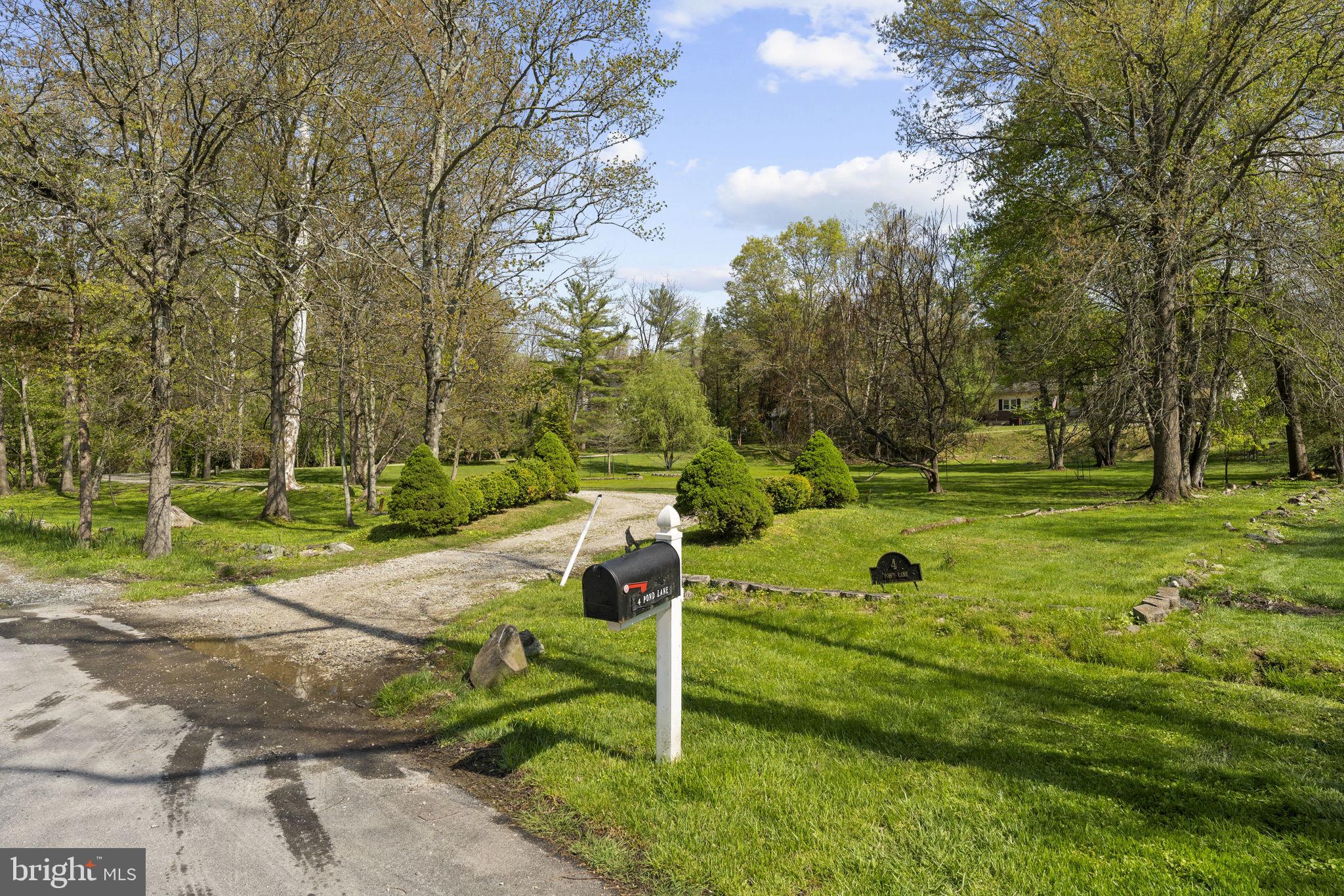 4 POND LANE