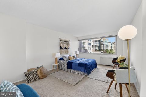 Condo For Sale - 5500 Friendship Boulevard #1728N<br/> CHEVY CHASE, MD 20815