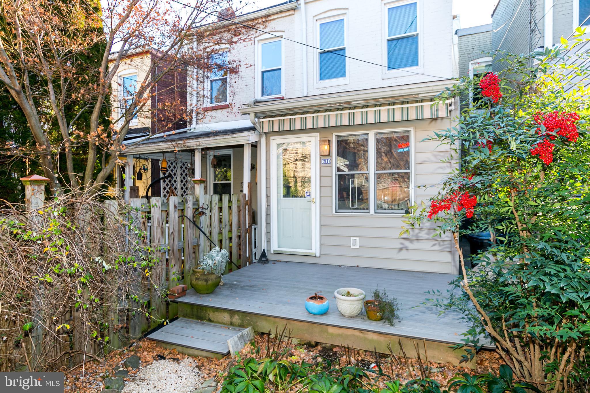 HAMPDEN HISTORIC DISTRICT - Residential