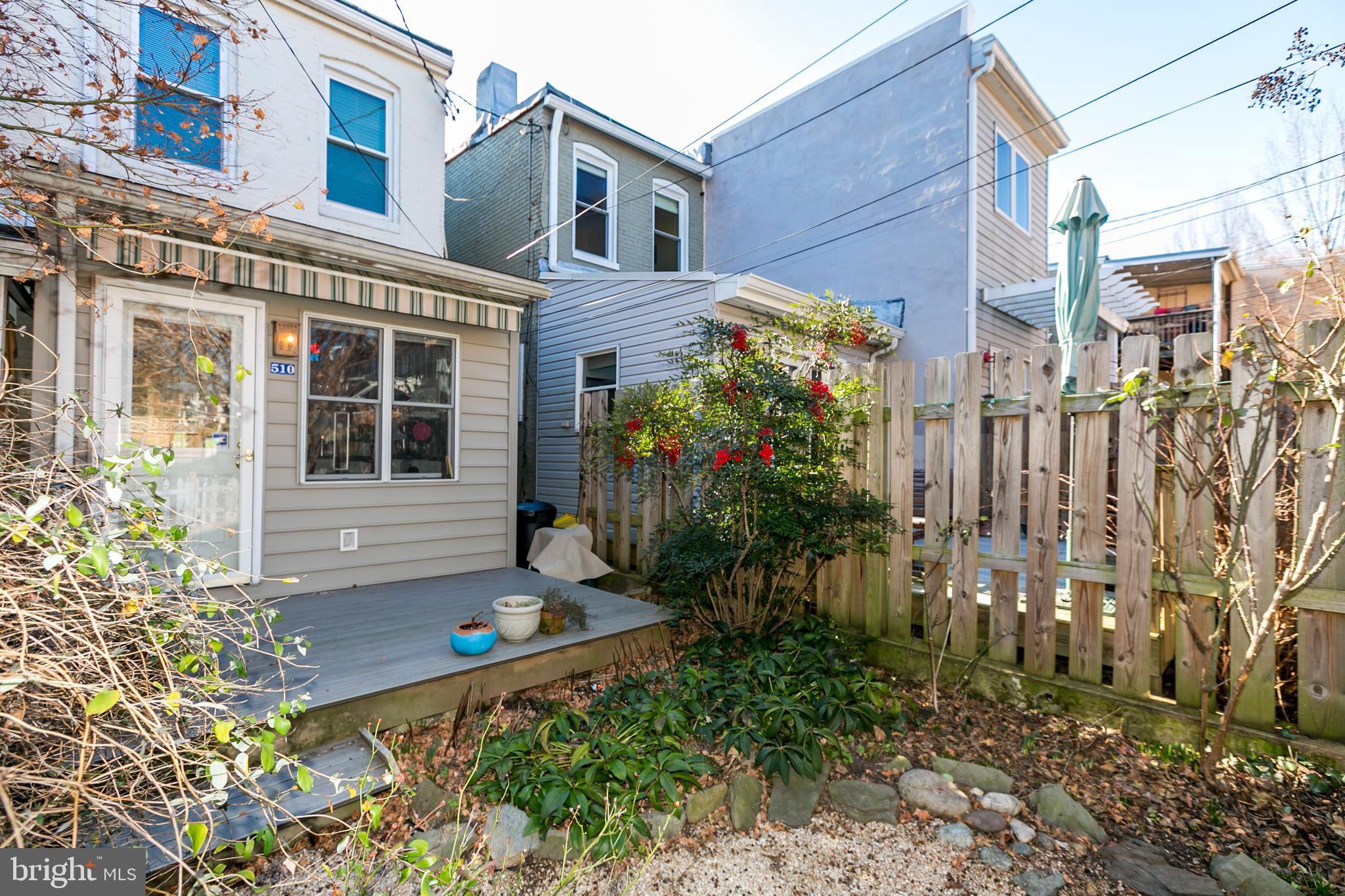 HAMPDEN HISTORIC DISTRICT - Residential