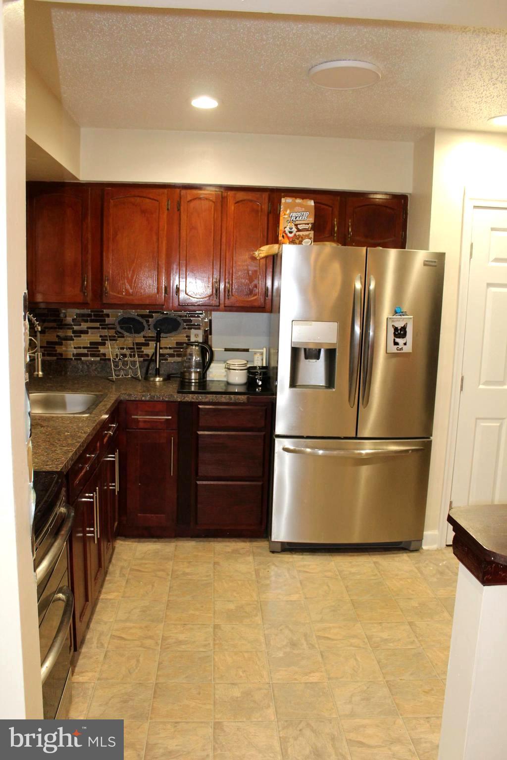 FORESTVILLE CENTER - Residential