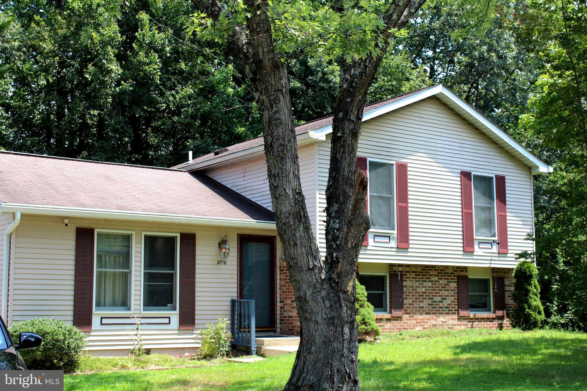 FORESTVILLE CENTER - Residential