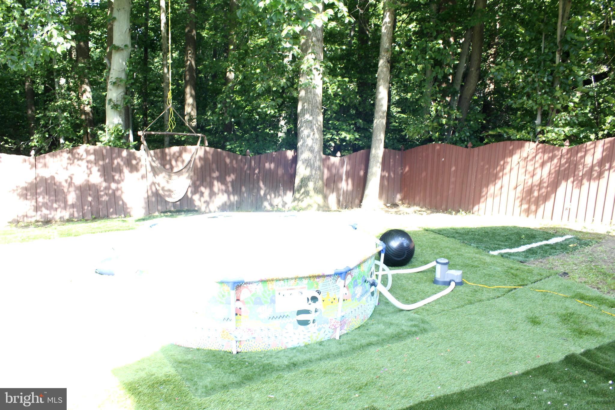 FORESTVILLE CENTER - Residential