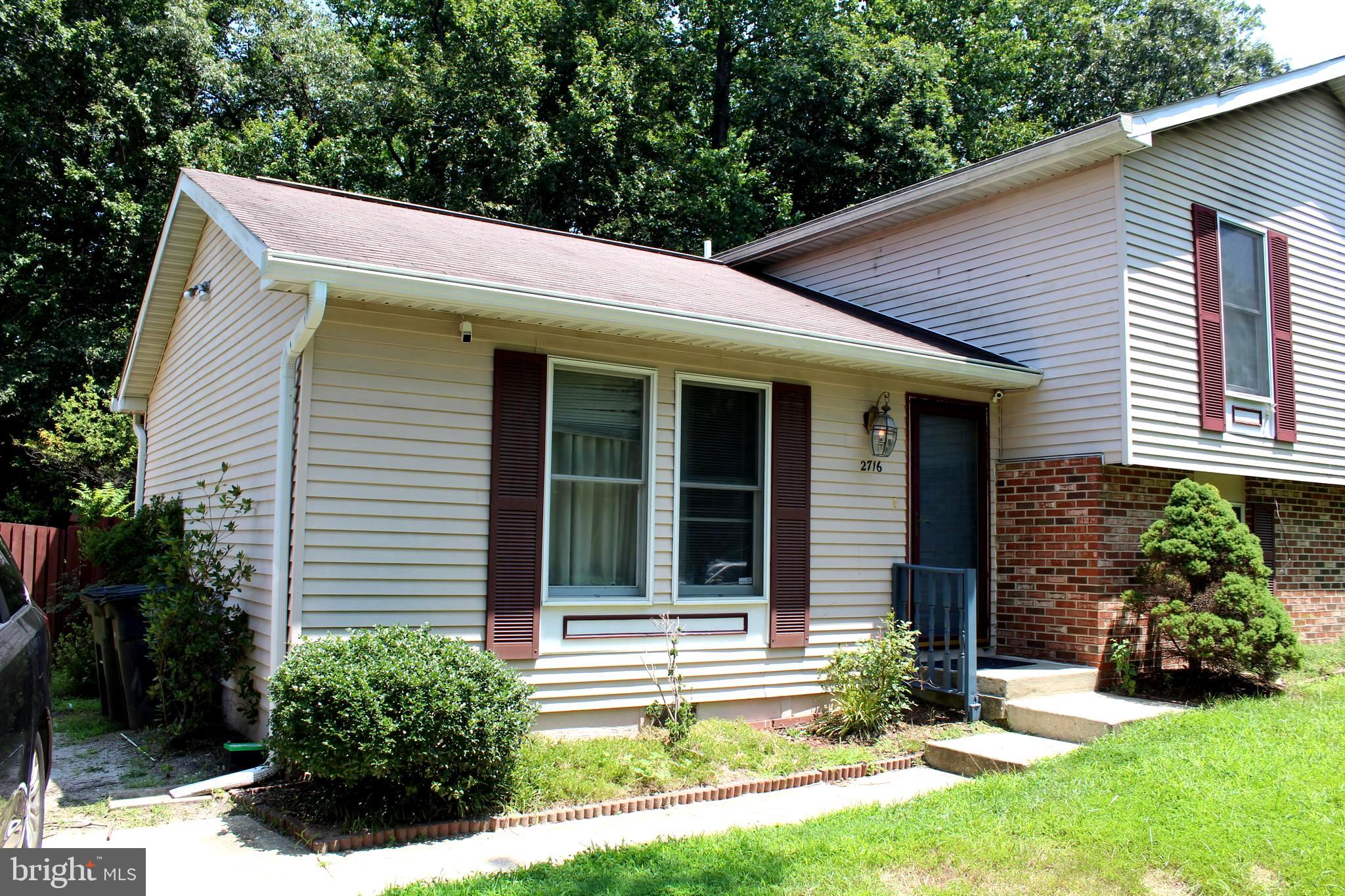 FORESTVILLE CENTER - Residential