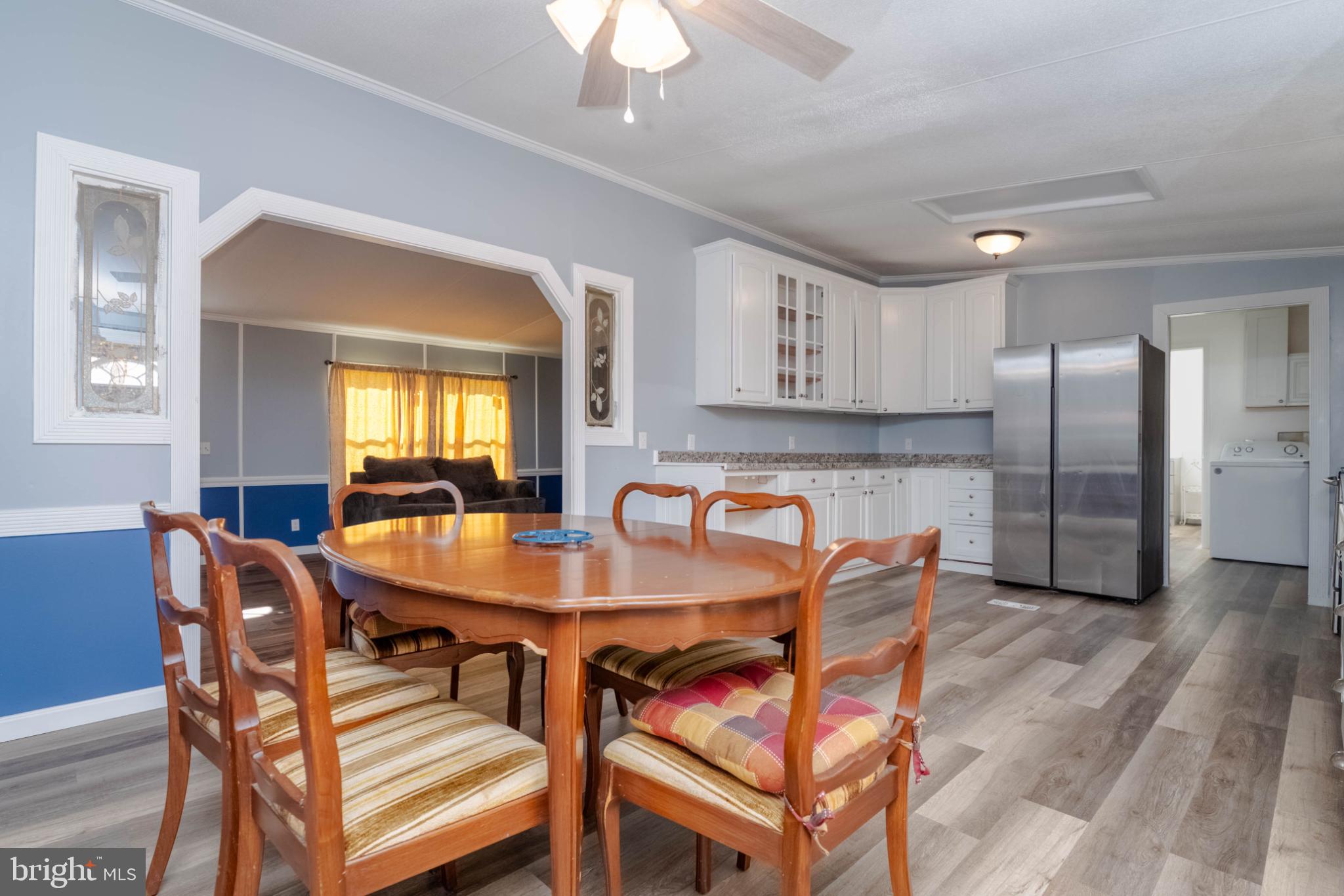 BUSH RIVER MANOR - Residential