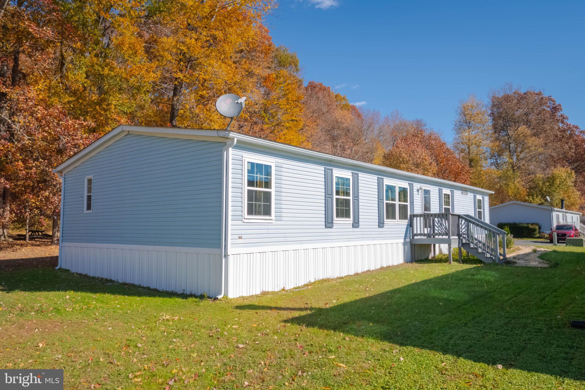 BUSH RIVER MANOR - Residential