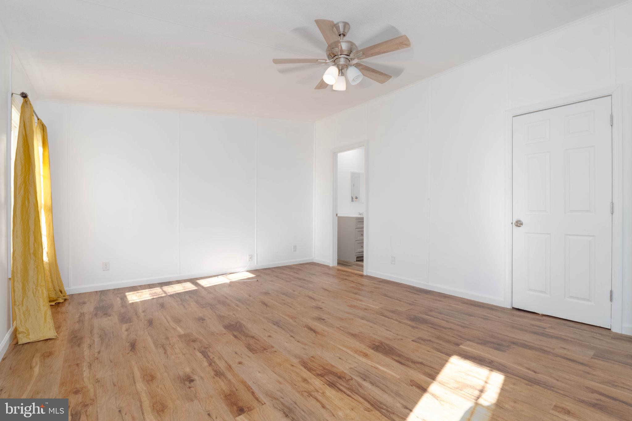 BUSH RIVER MANOR - Residential