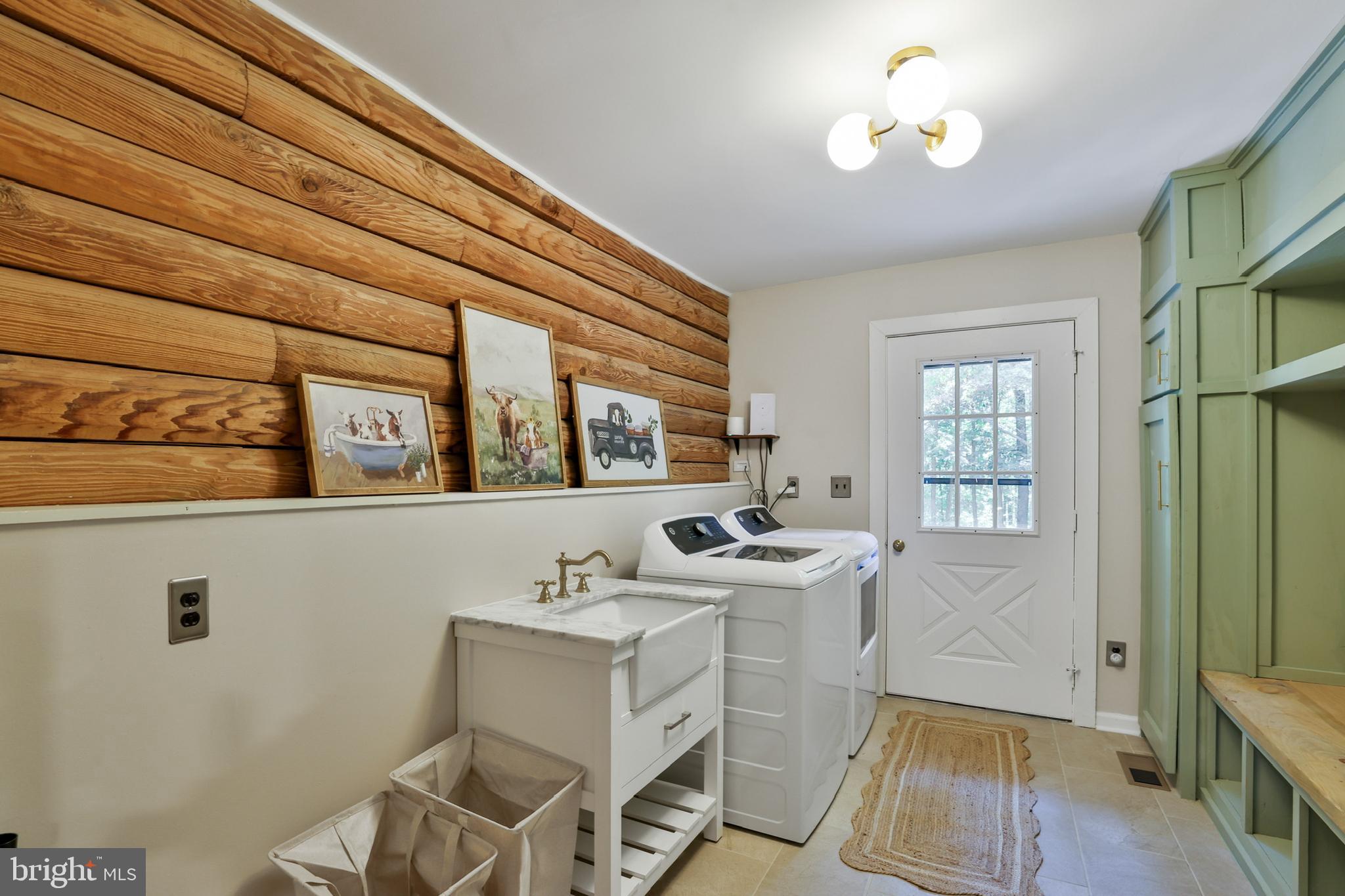 21663 OATLANDS ROAD