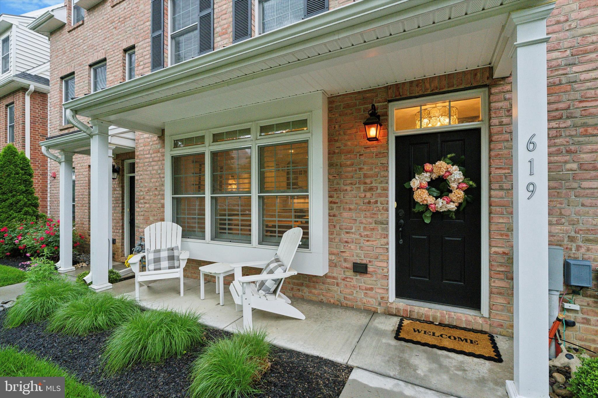 619 MAGNOLIA COURT