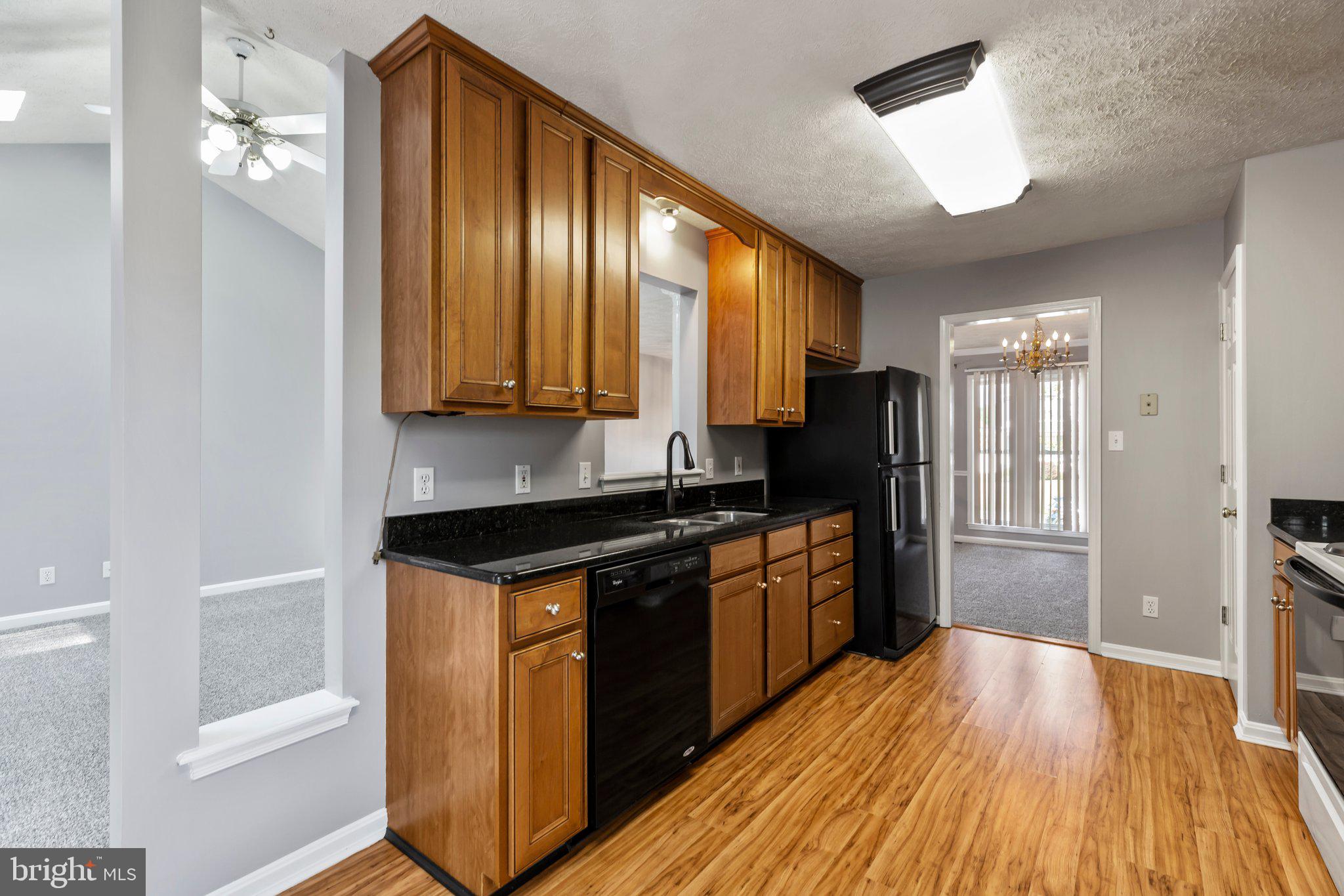 MAPLE GROVE - Residential