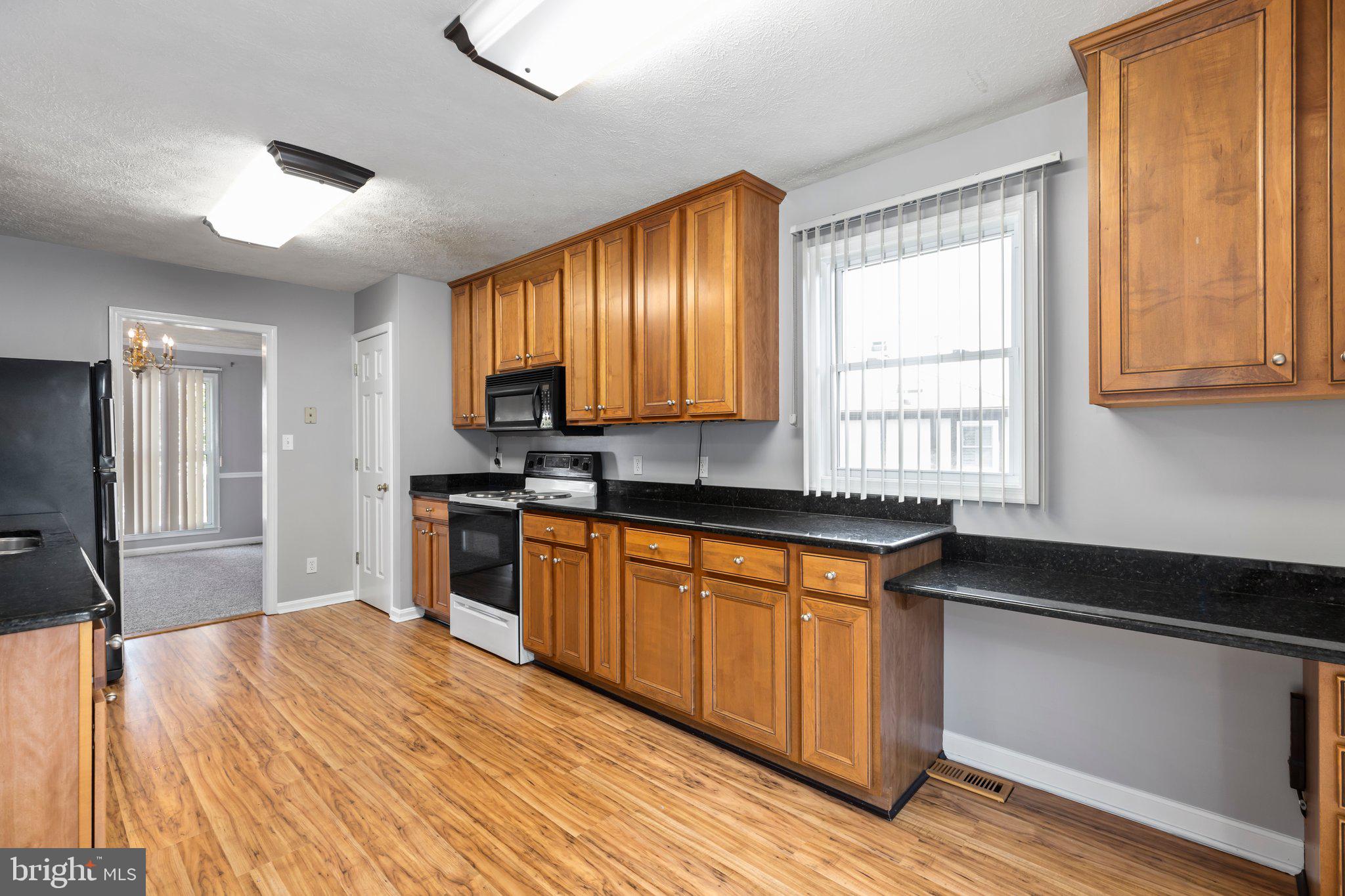 MAPLE GROVE - Residential