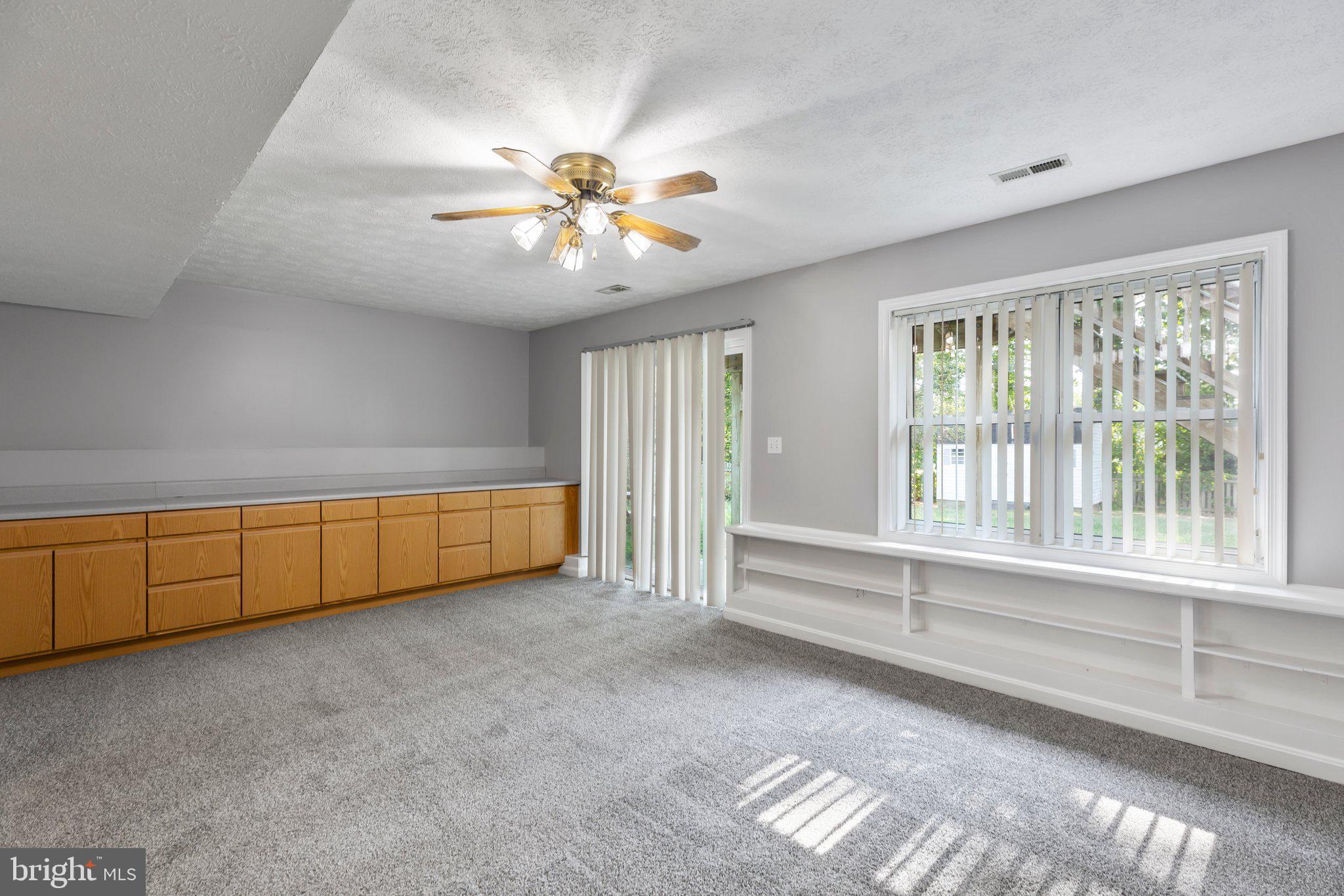 MAPLE GROVE - Residential