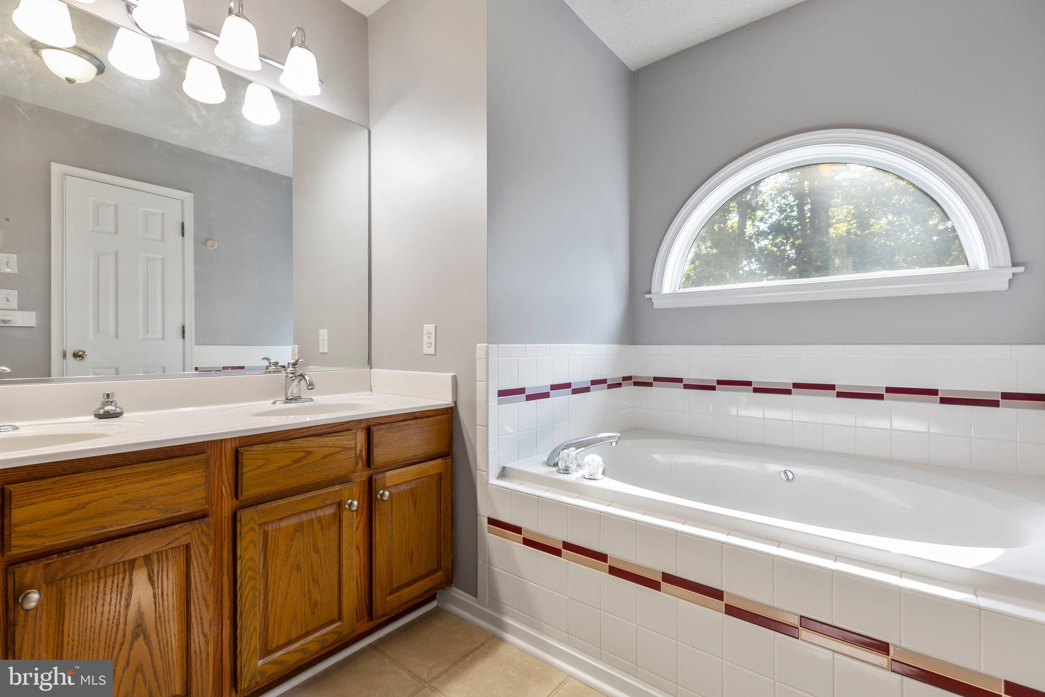 MAPLE GROVE - Residential