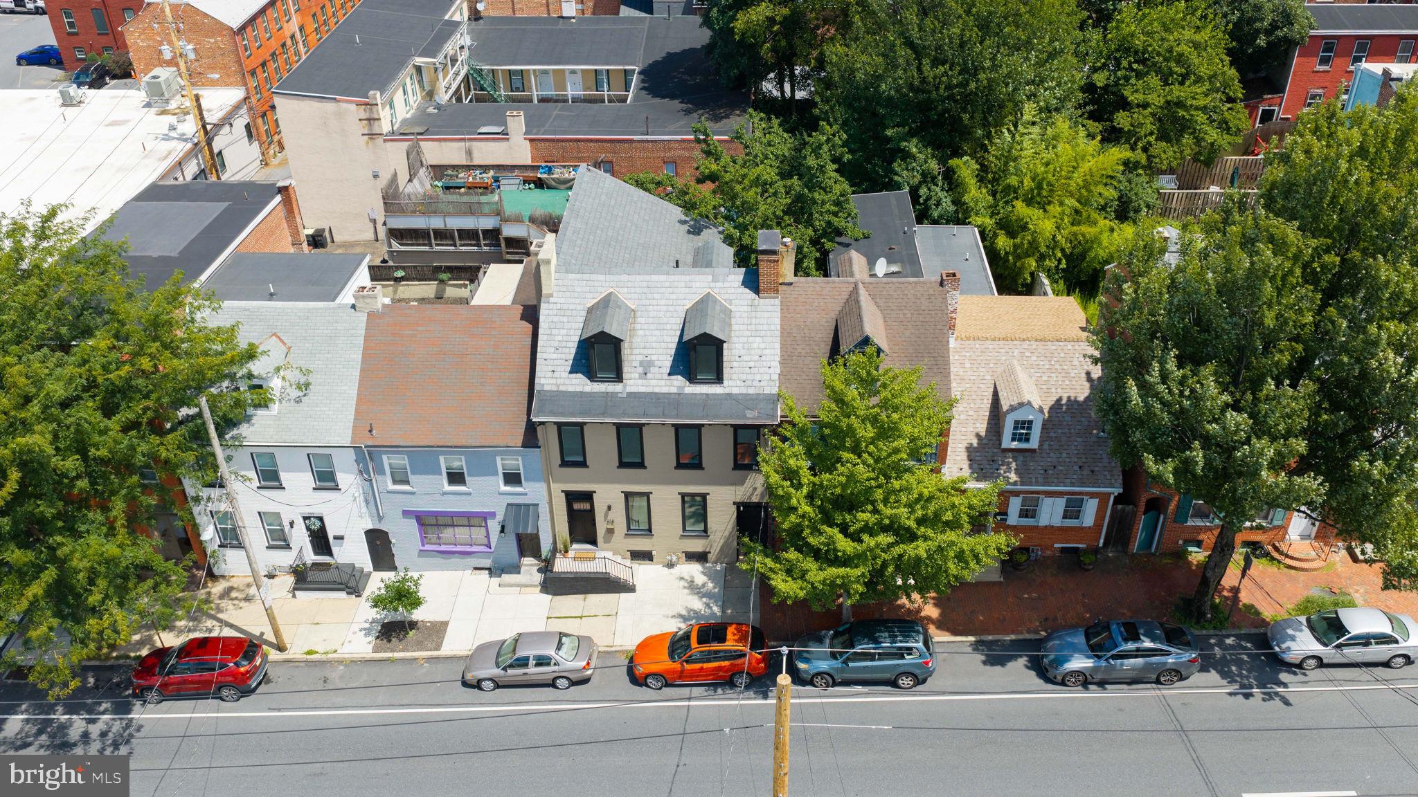 215 N LIME STREET