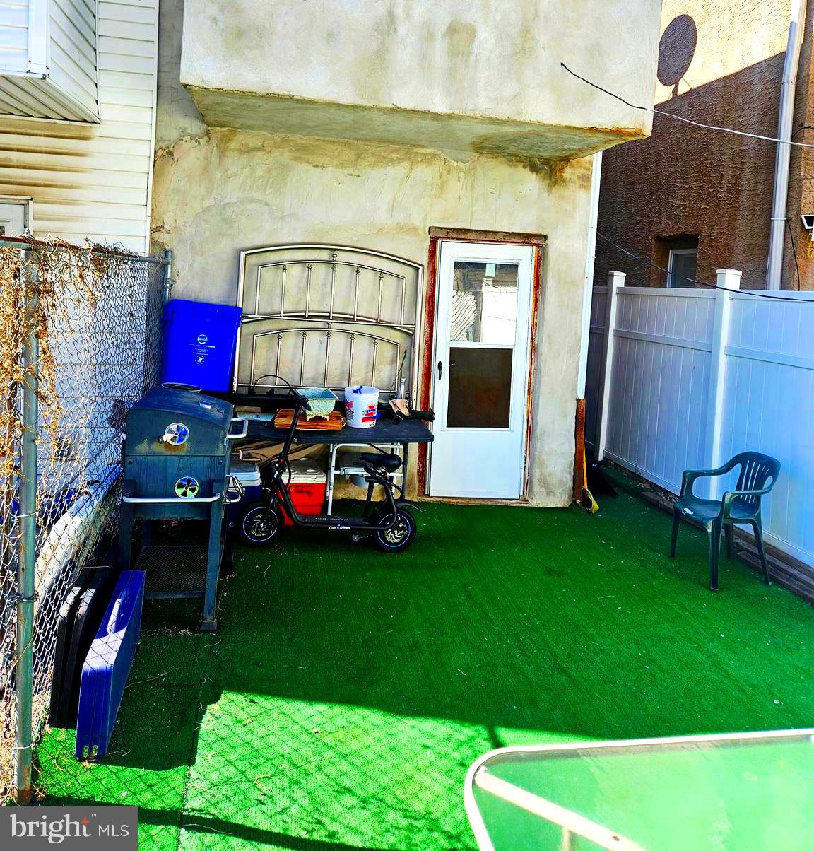 PHILADELPHIA (SOUTHWEST) - Residential