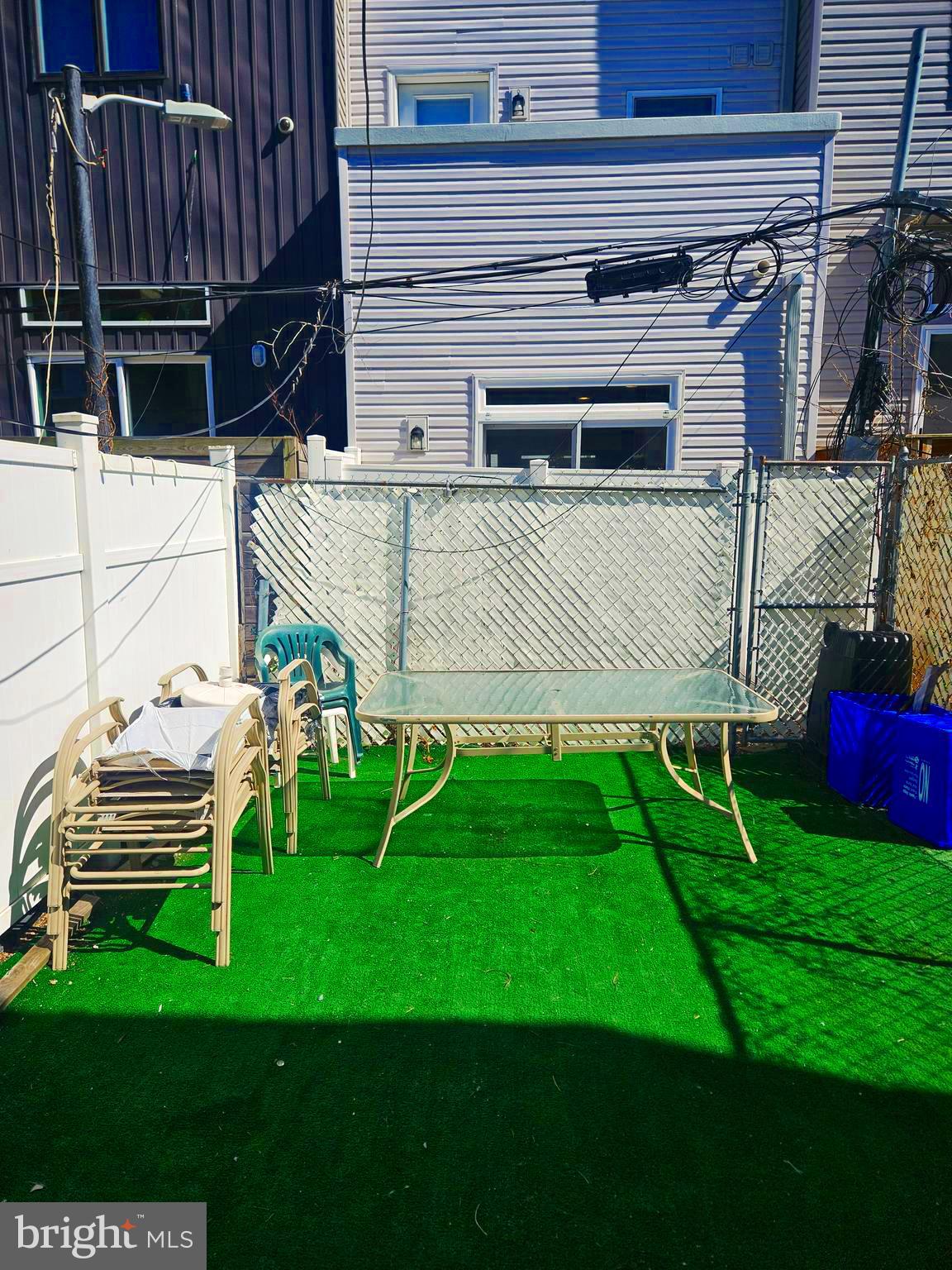 PHILADELPHIA (SOUTHWEST) - Residential