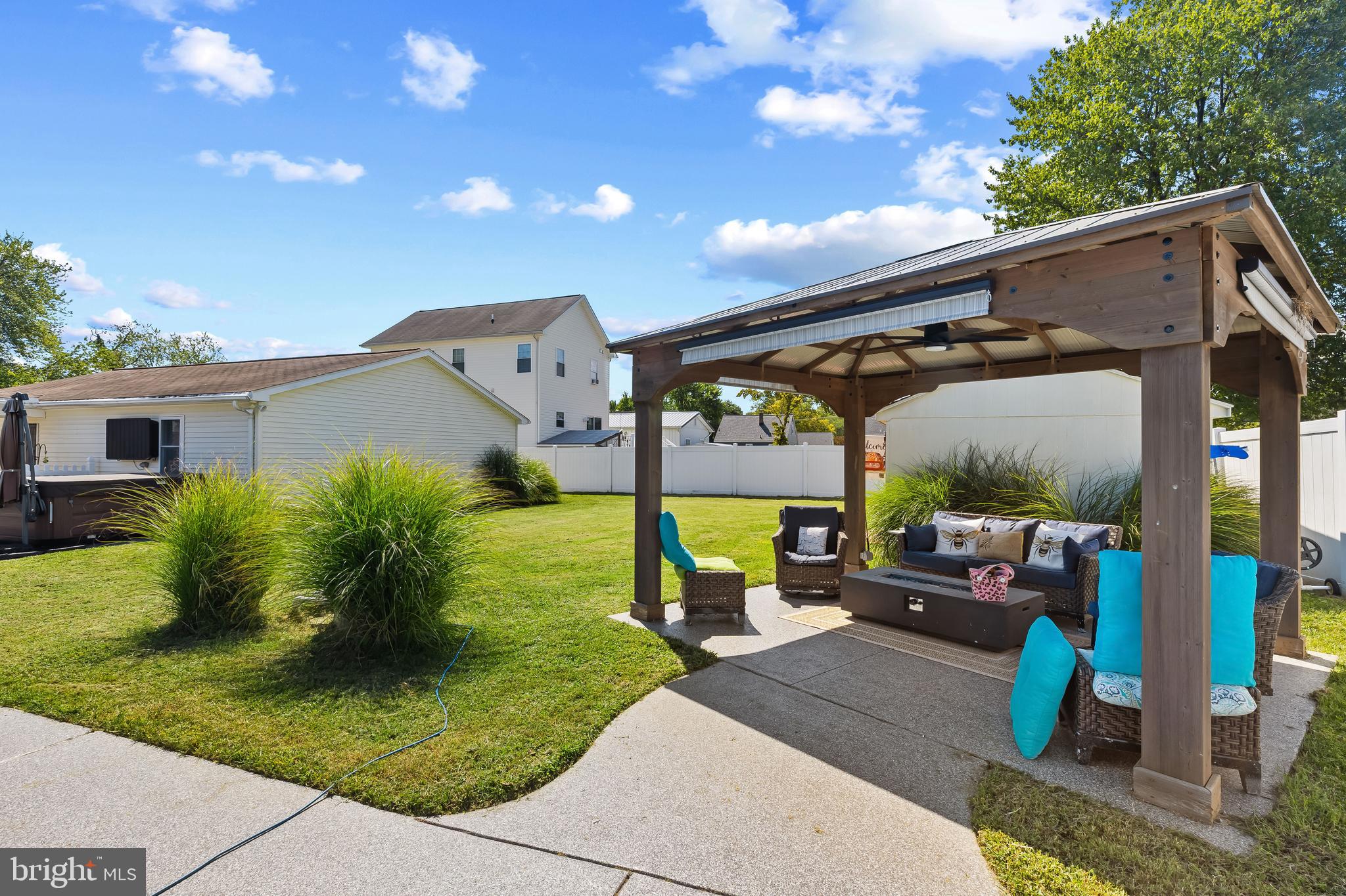 GRANTLEIGH STATION - Residential