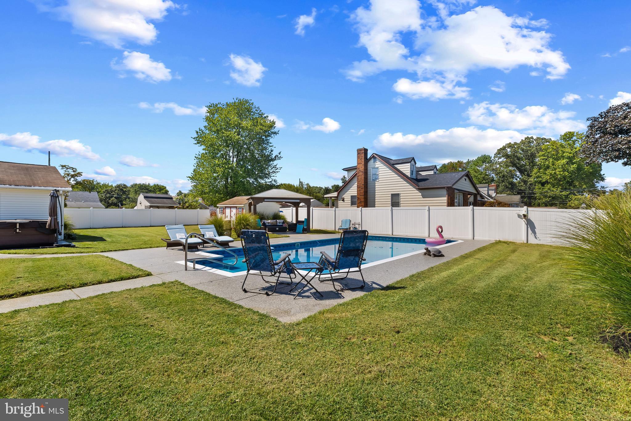 GRANTLEIGH STATION - Residential