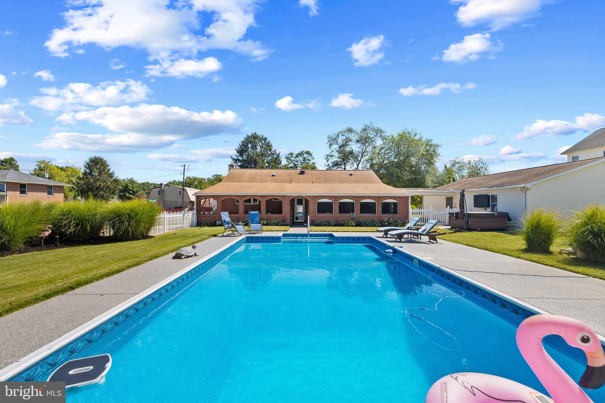 GRANTLEIGH STATION - Residential