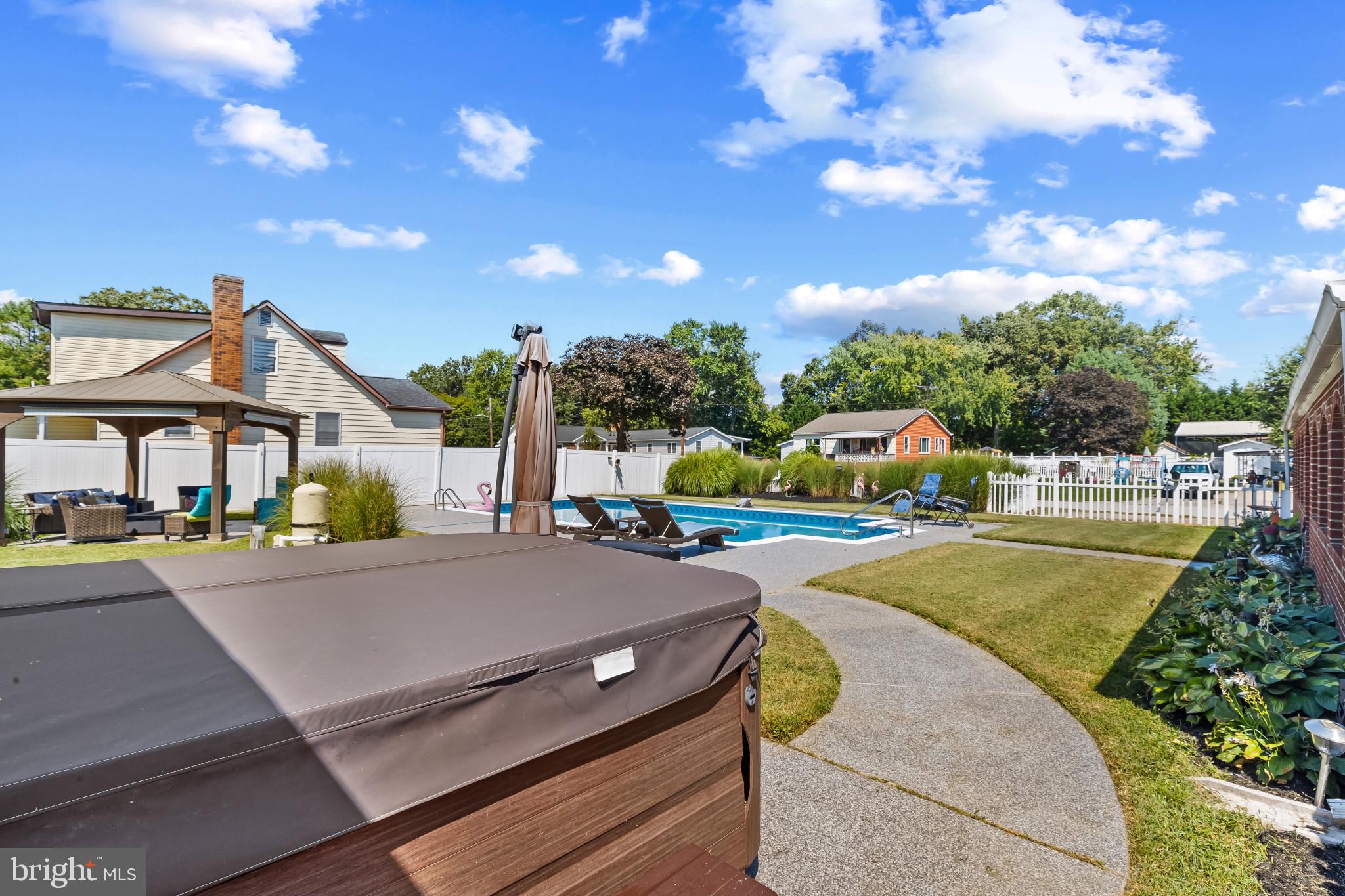 GRANTLEIGH STATION - Residential