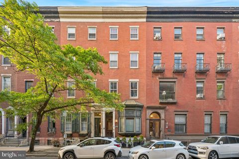 1813 SPRUCE STREET 2F PHILADELPHIA PA 19103