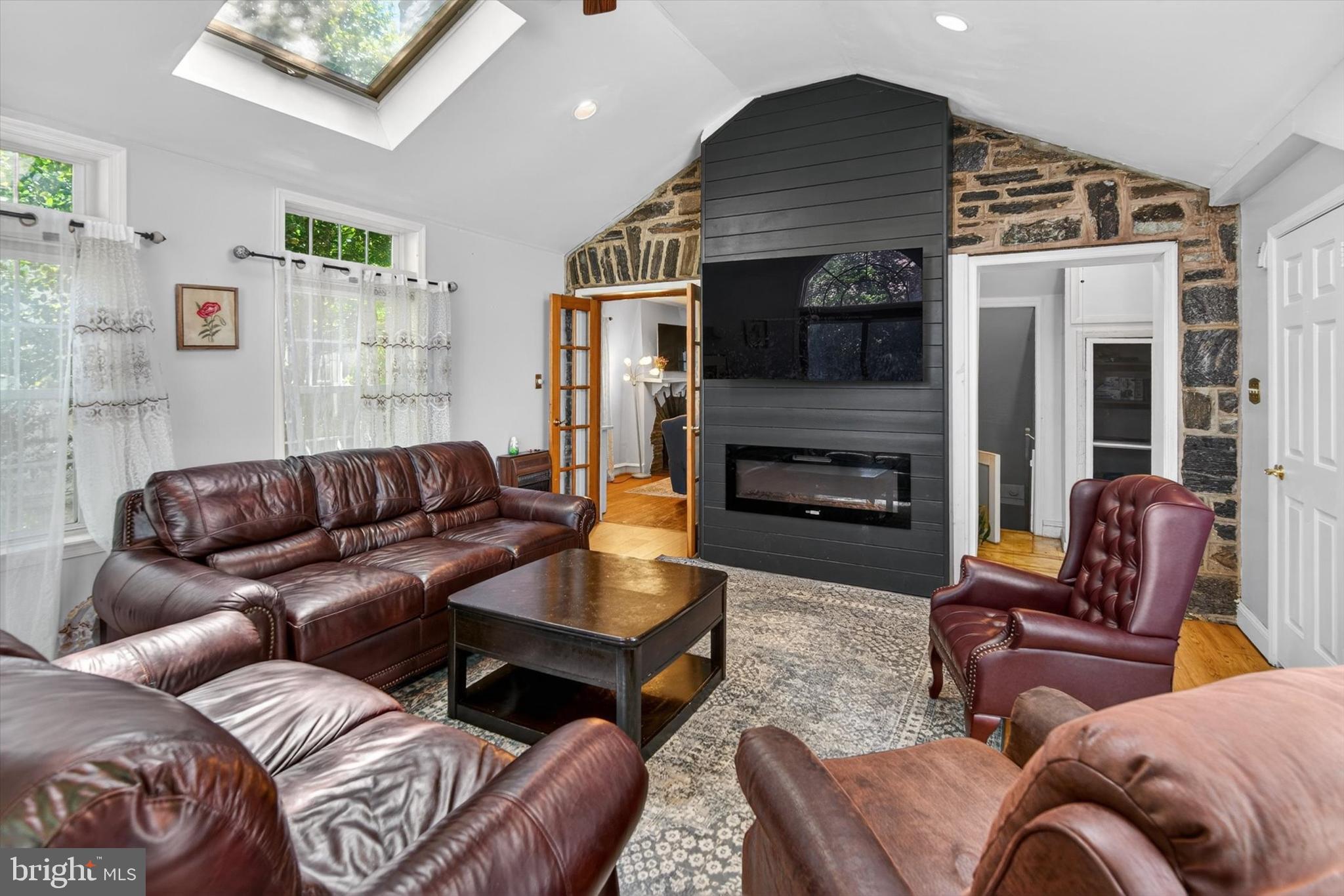 DREXEL HILL - Residential