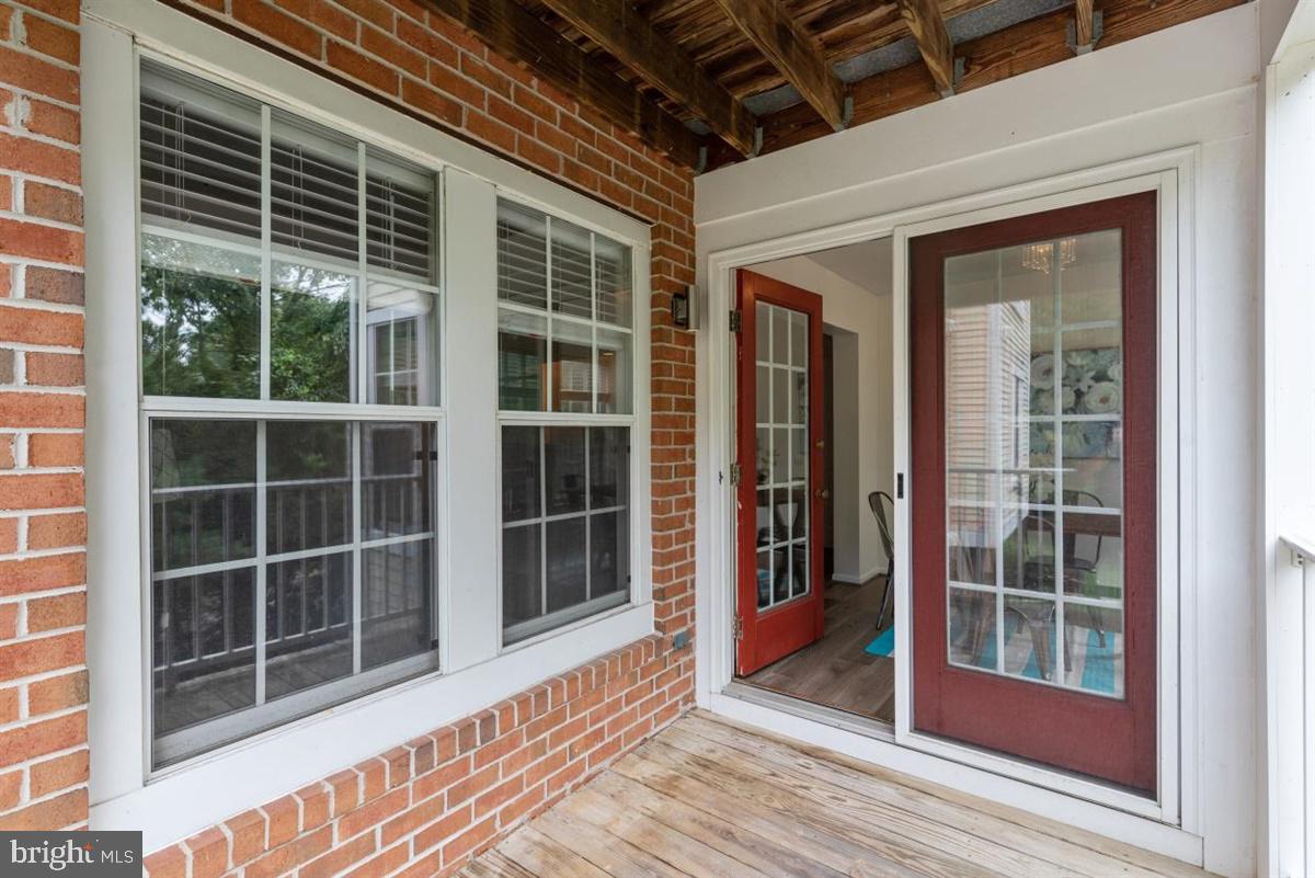 DEEP CREEK COMMONS - Residential