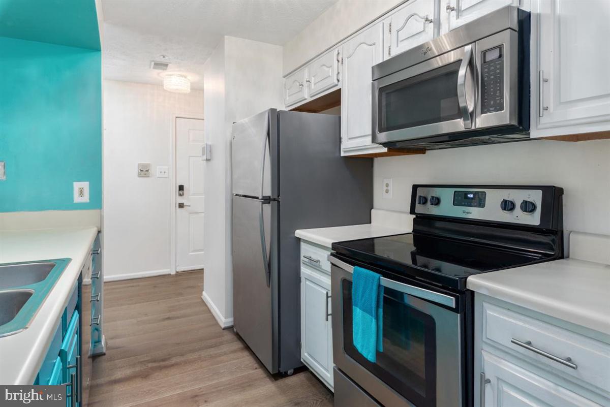 DEEP CREEK COMMONS - Residential