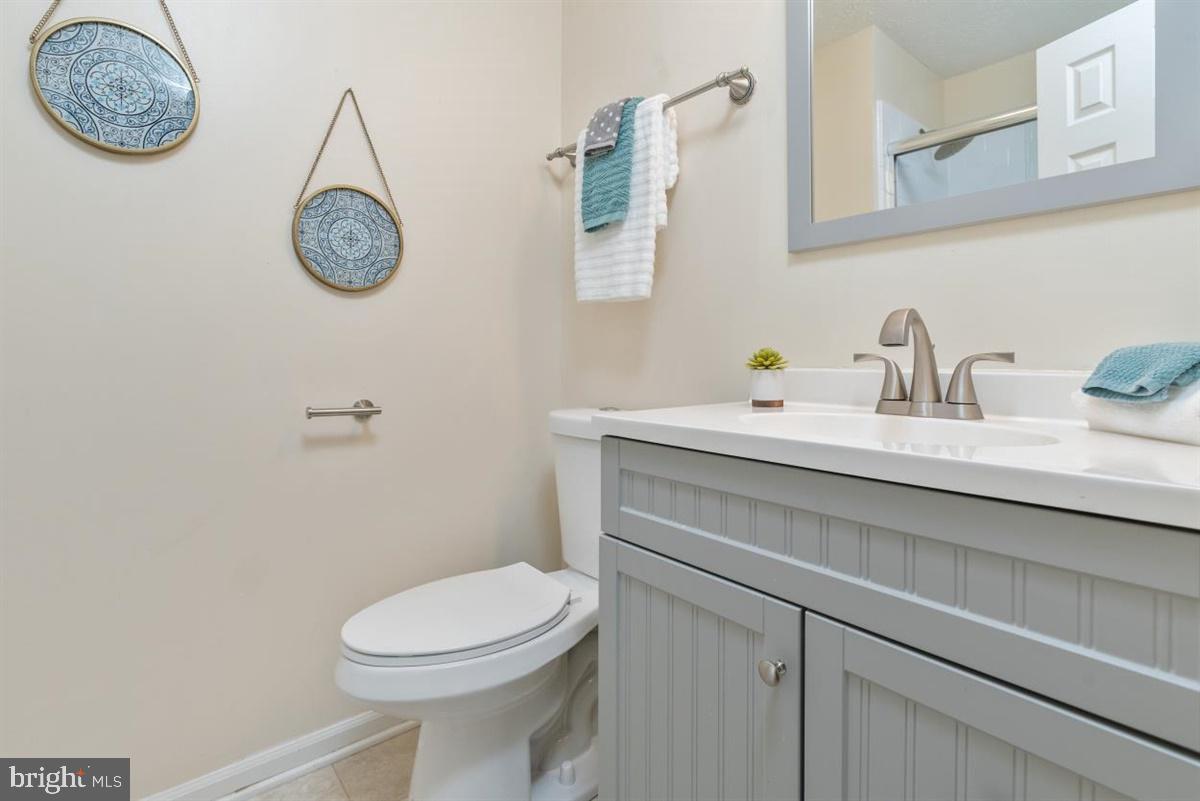 DEEP CREEK COMMONS - Residential