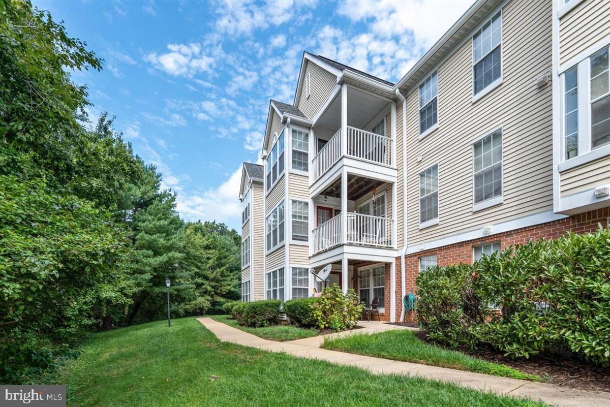 DEEP CREEK COMMONS - Residential