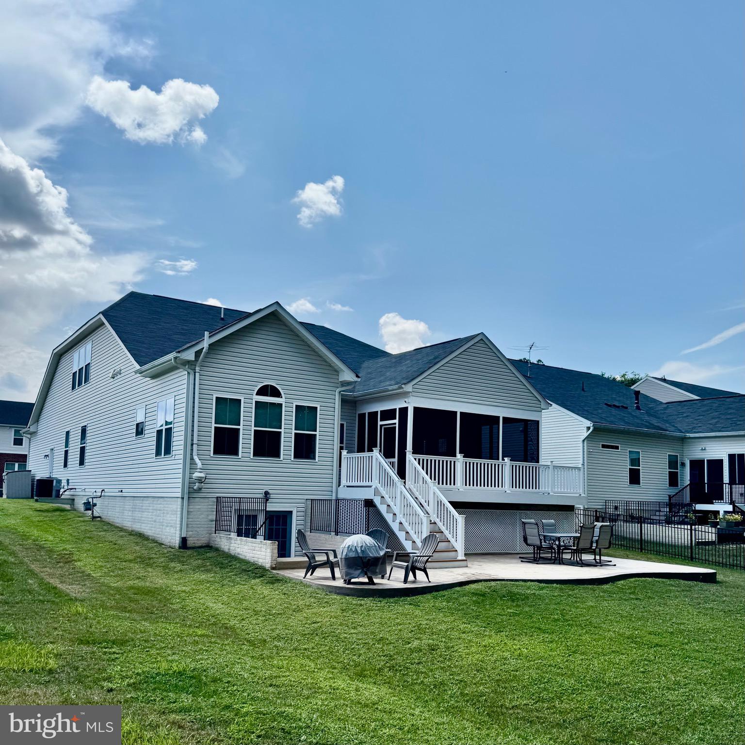 BROOKSIDE - Residential